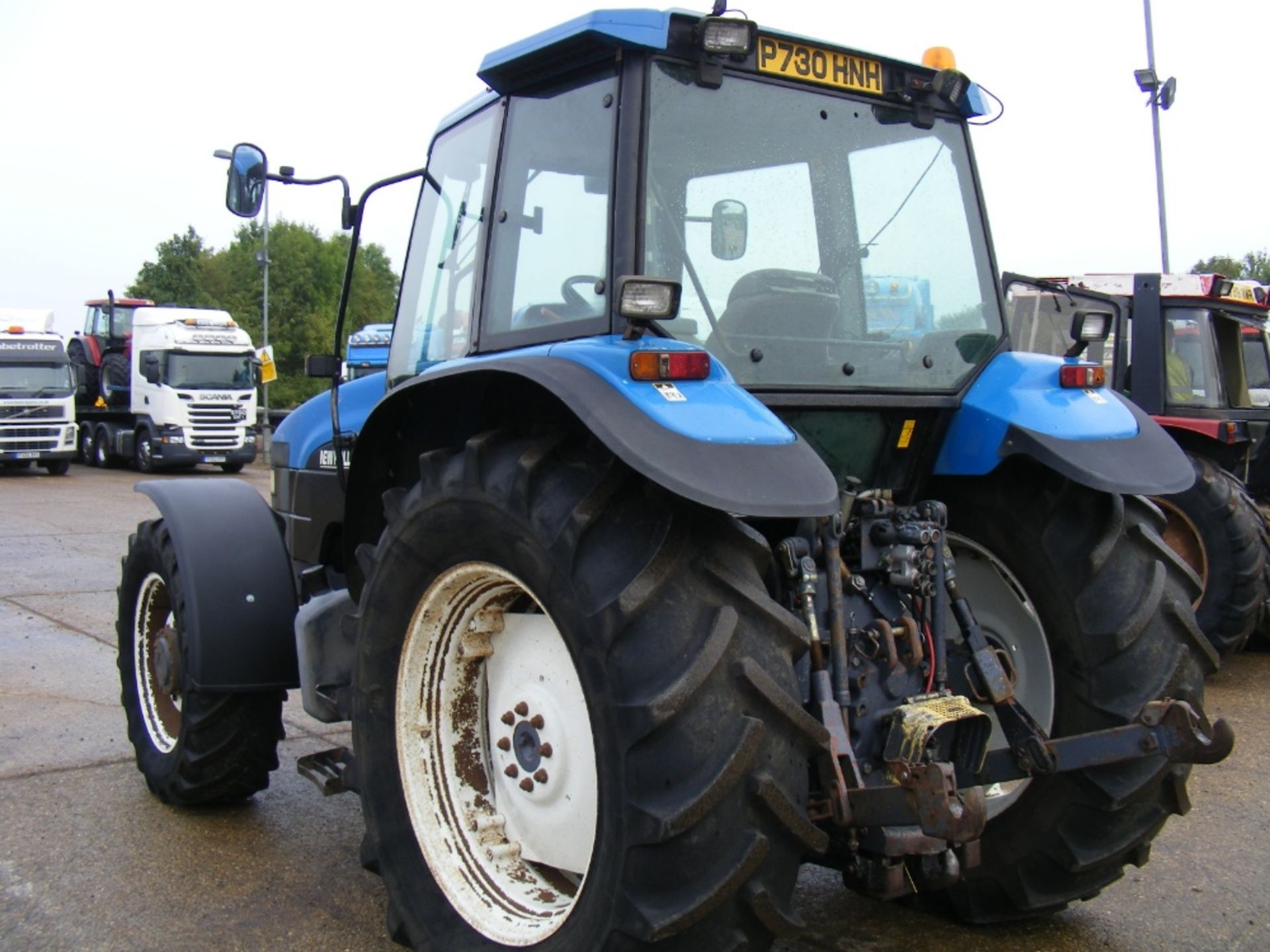 New Holland 8260 4wd Range Command Tractor P Reg - Image 6 of 6