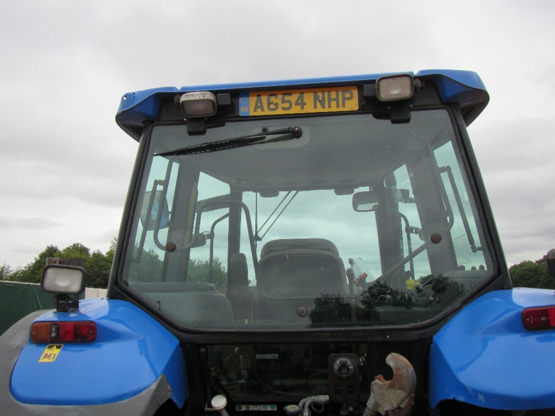 New Holland TM140 Tractor with Quicke Q75 Front Loader Reg No AG54 NHP Ser No ACM235908 - Image 8 of 12