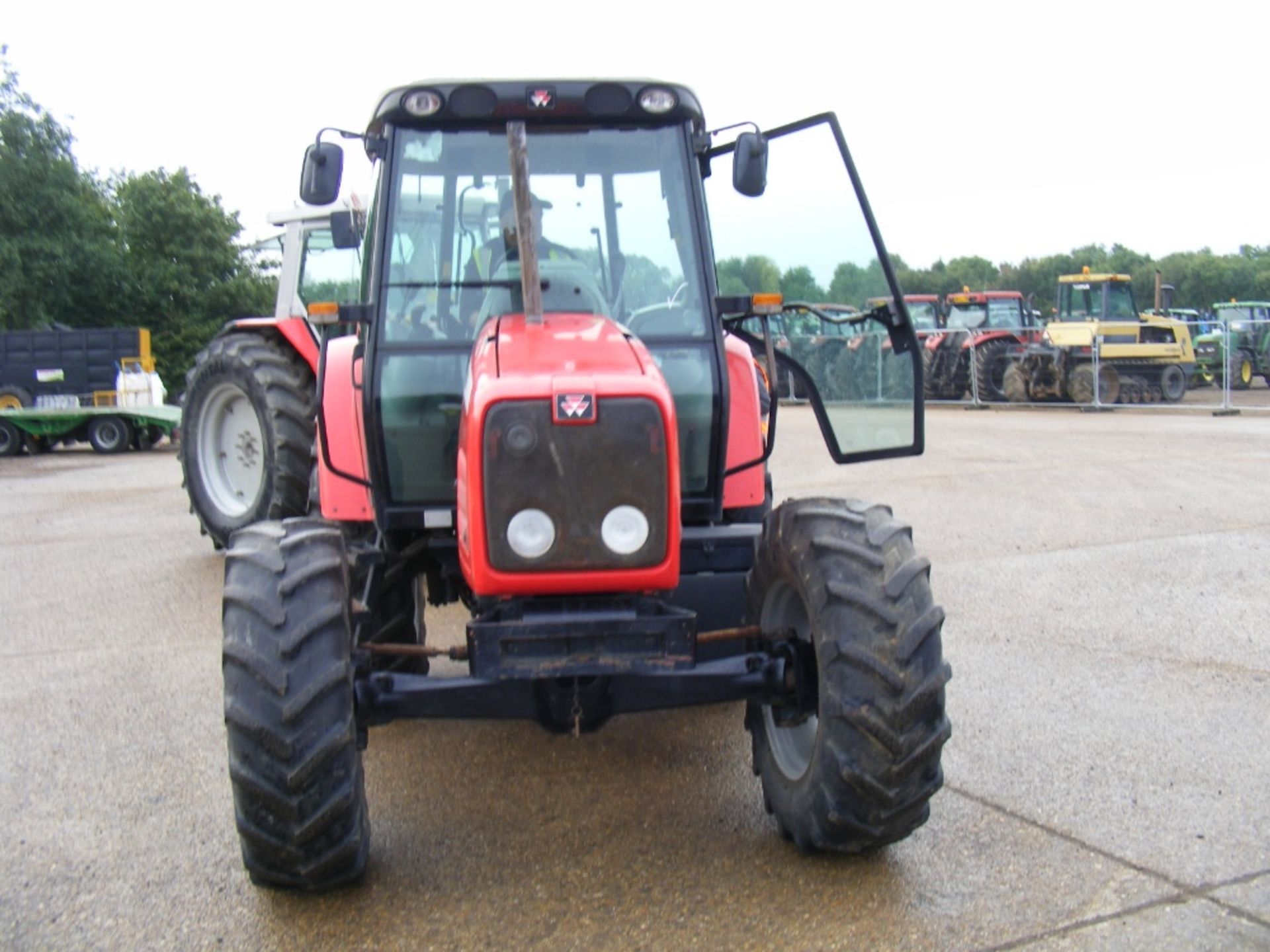 2004 Massey Ferguson 5445 Tractor - Image 3 of 6