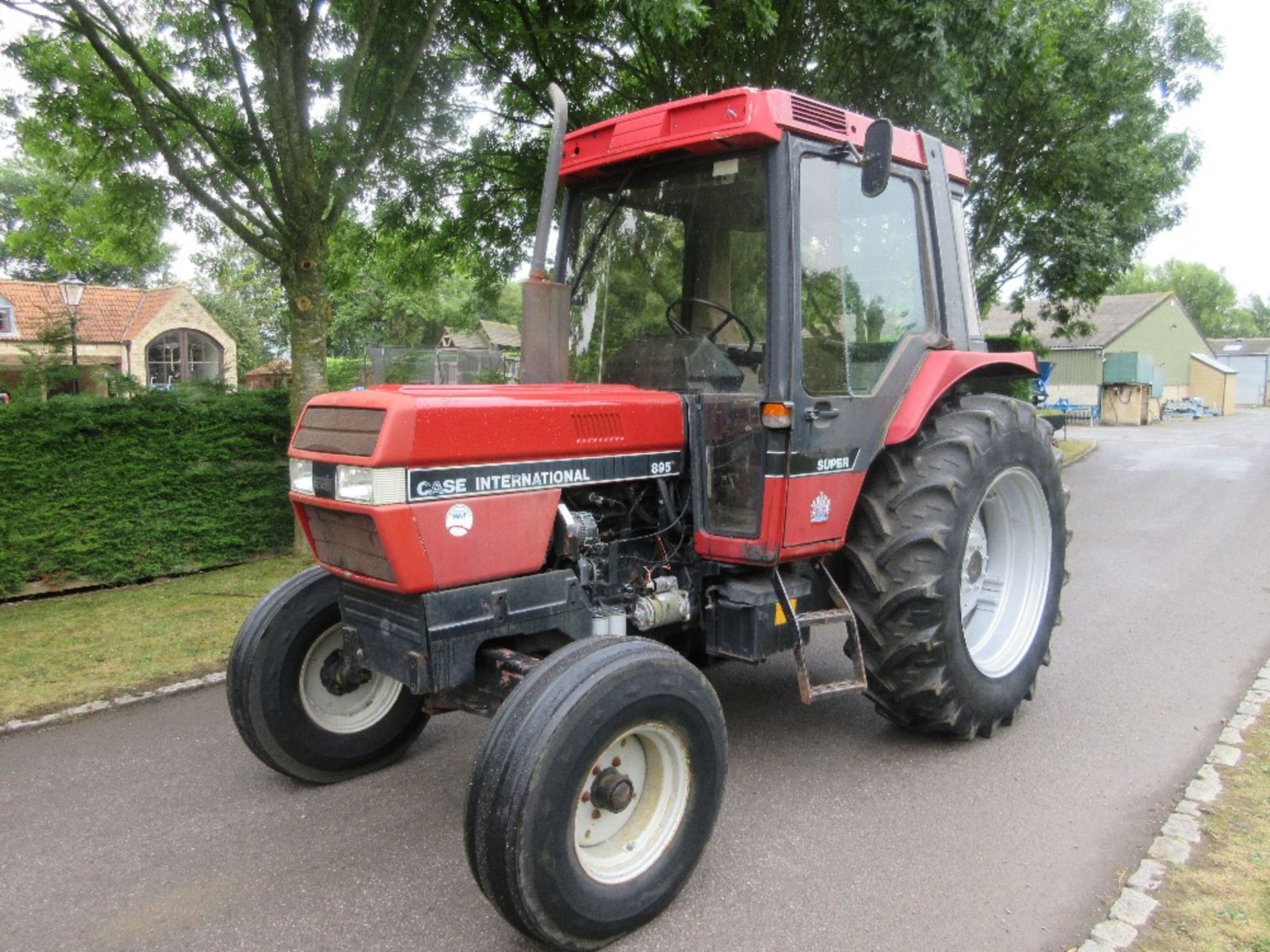 1990 Case International Super 895 2wd Tractor. V5 will be supplied. Reg. No. H355 FFH