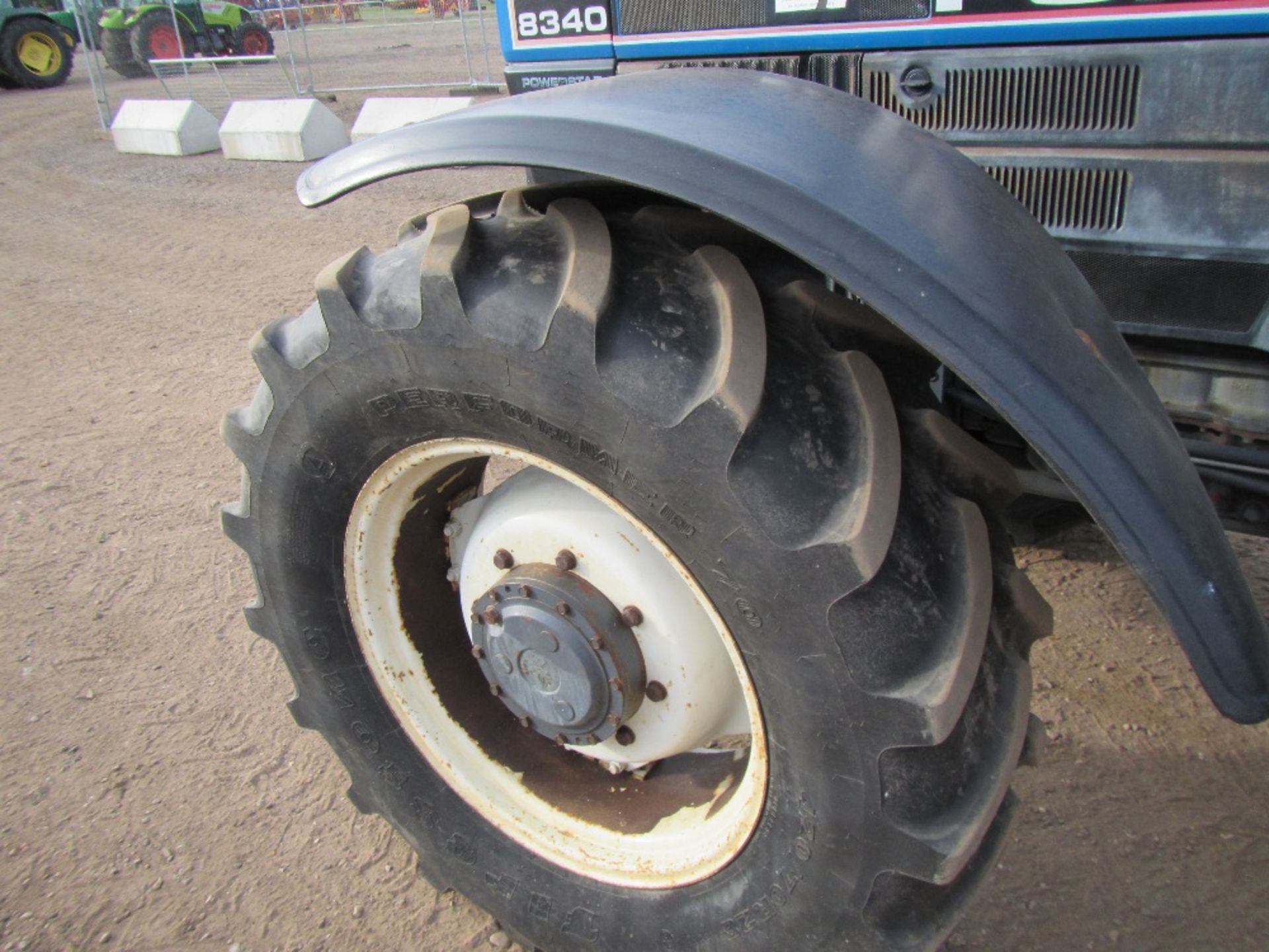 Ford 8340 SLE 4wd Tractor with Front Weights & 520/70x38 Tyres. 1 owner. V5 will be supplied Reg - Image 12 of 18