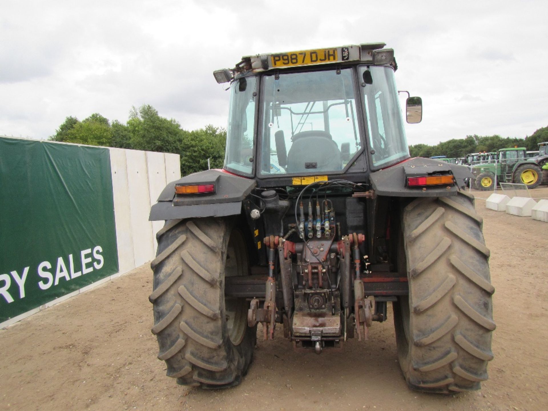 1996 Massey Ferguson 6150 4wd Tractor. V5 will be supplied. UNRESERVED LOT Reg No P987 DJH - Image 7 of 18