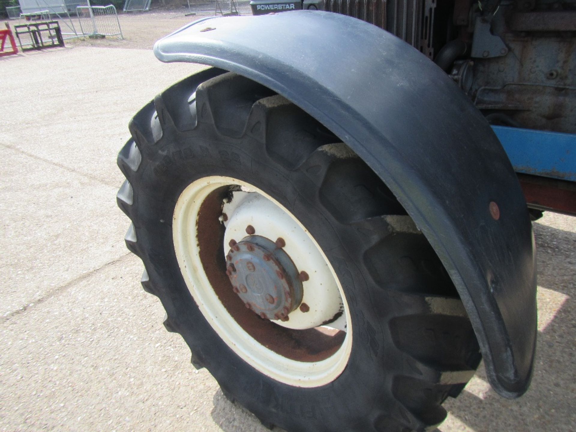 Ford 8240 4wd Tractor Ser No BE04869 - Image 12 of 17