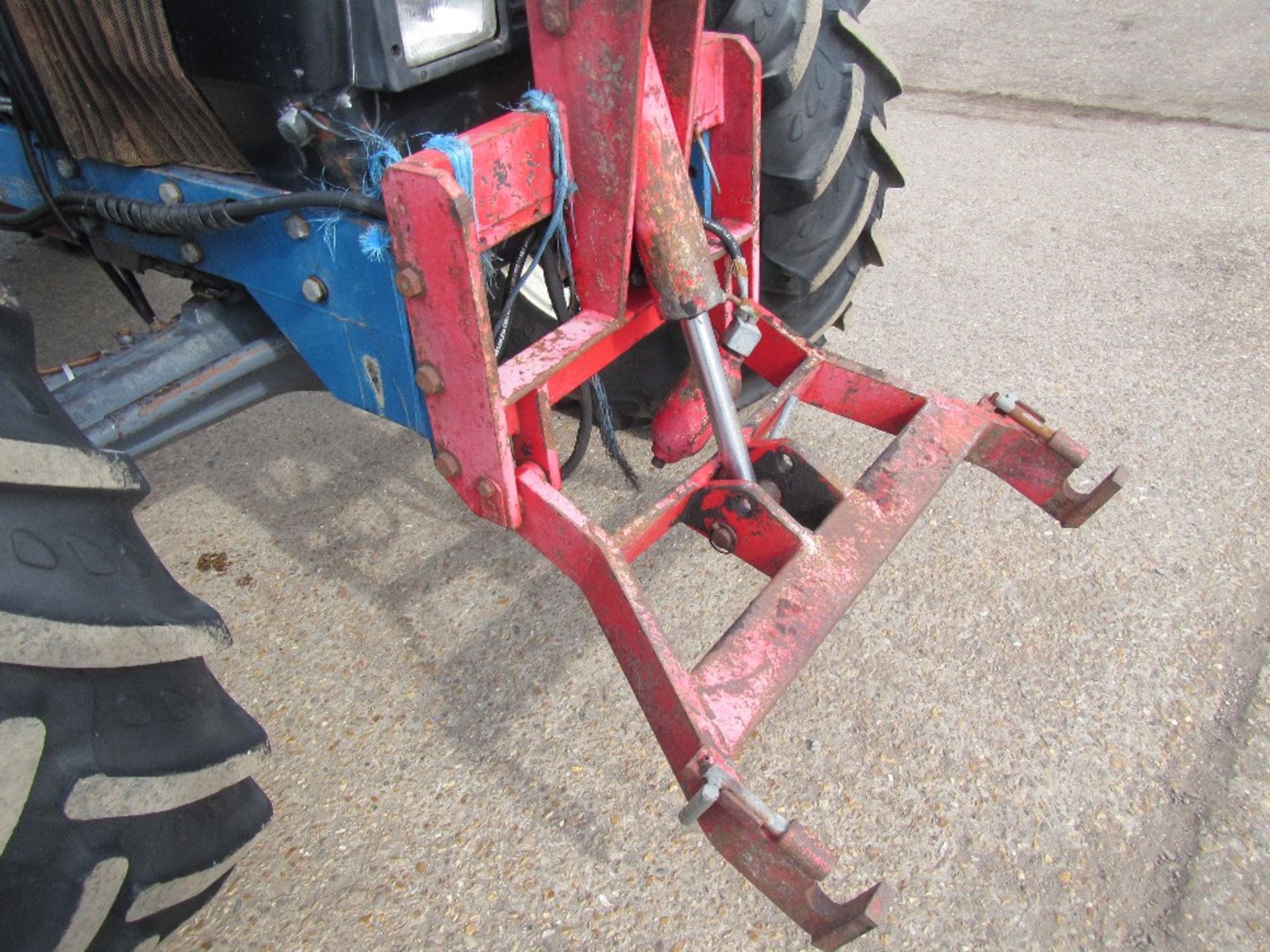 Ford 8240 4wd Tractor Ser No BE04869 - Image 4 of 17