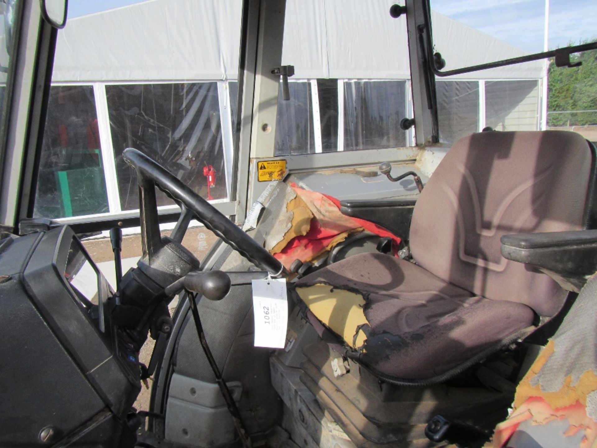 1992 Massey Ferguson 390T 4x4 12 Speed Tractor with Hi Line Cab. V5 will be supplied. Reg. No. - Image 10 of 14