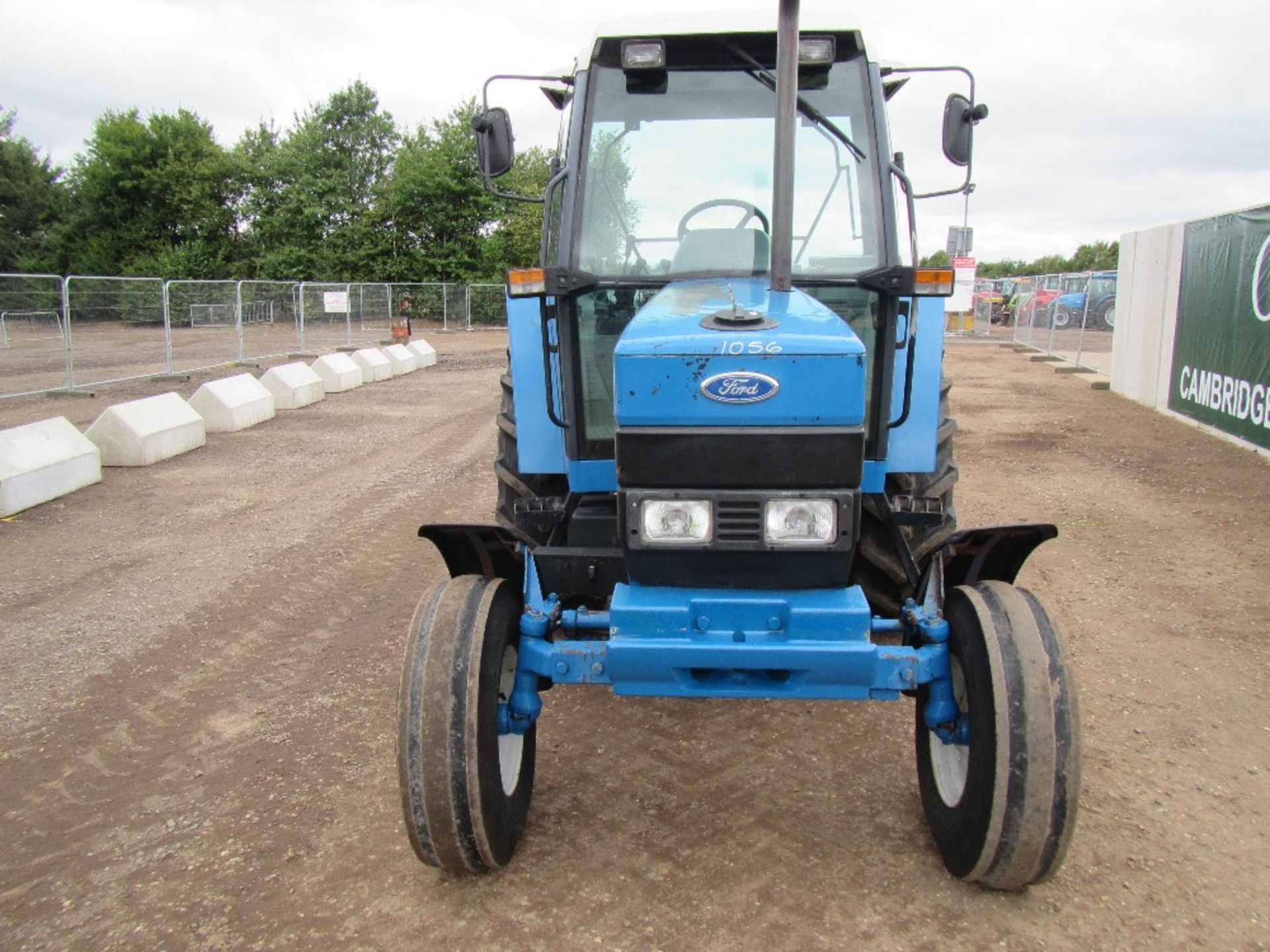 New Holland 5640 2wd Tractor. 4081 hrs. Reg. No. L409 KRM Ser No BD49206 - Image 2 of 17