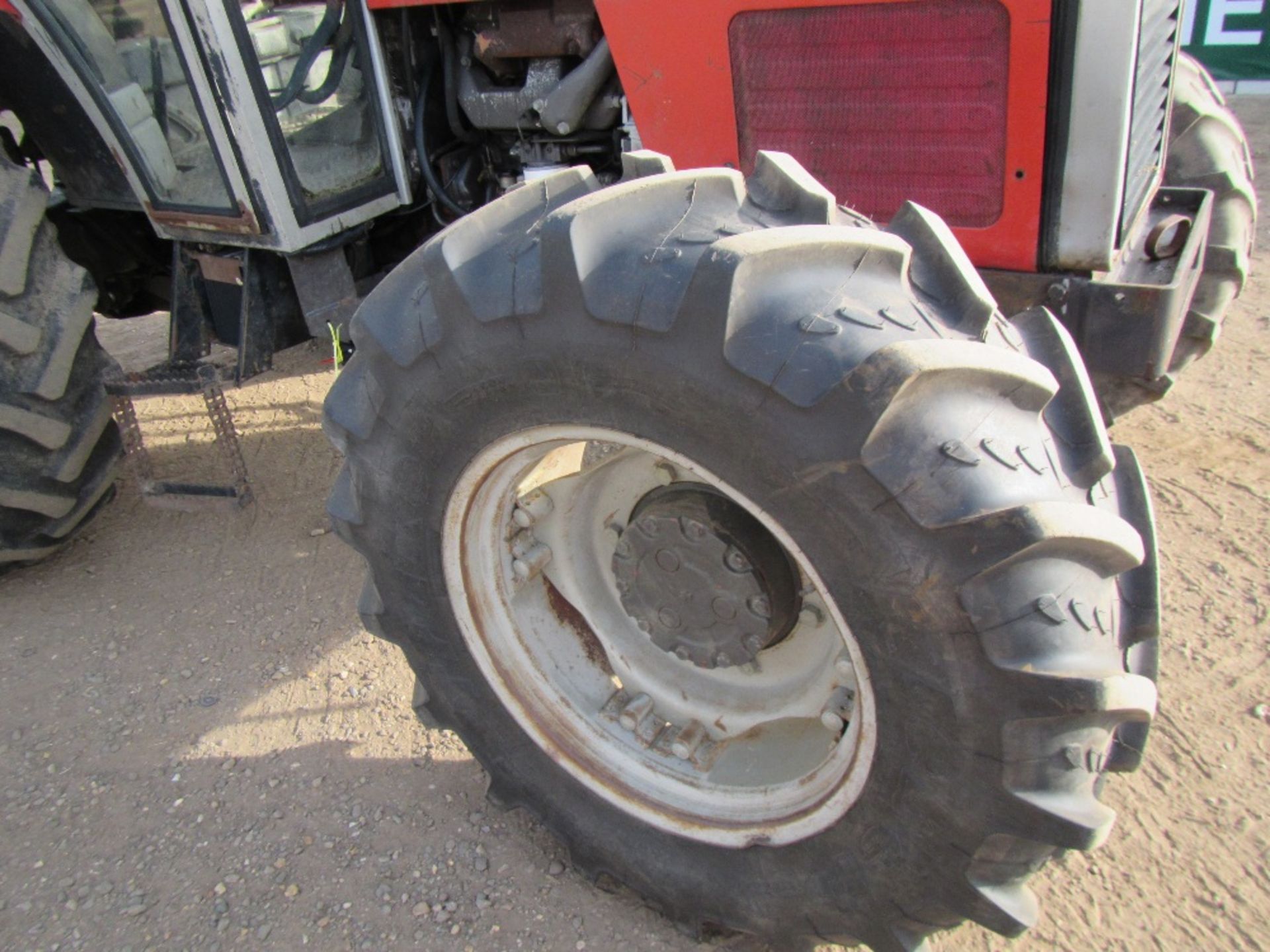 1992 Massey Ferguson 390T 4x4 12 Speed Tractor with Hi Line Cab. V5 will be supplied. Reg. No. - Image 4 of 14