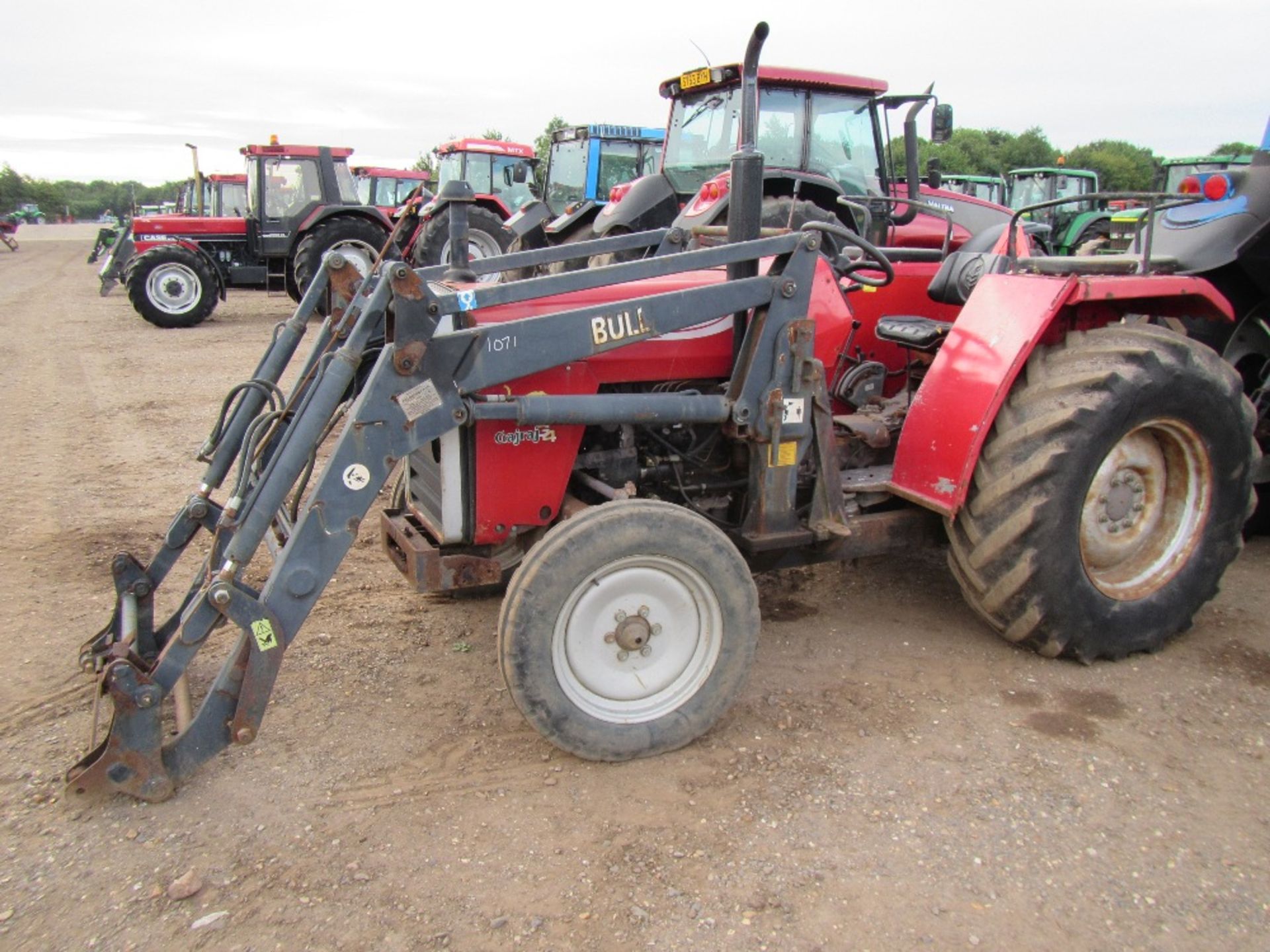 Tafe 5900 Tractor with Power Loader & PAS. No V5 Ser No 390823