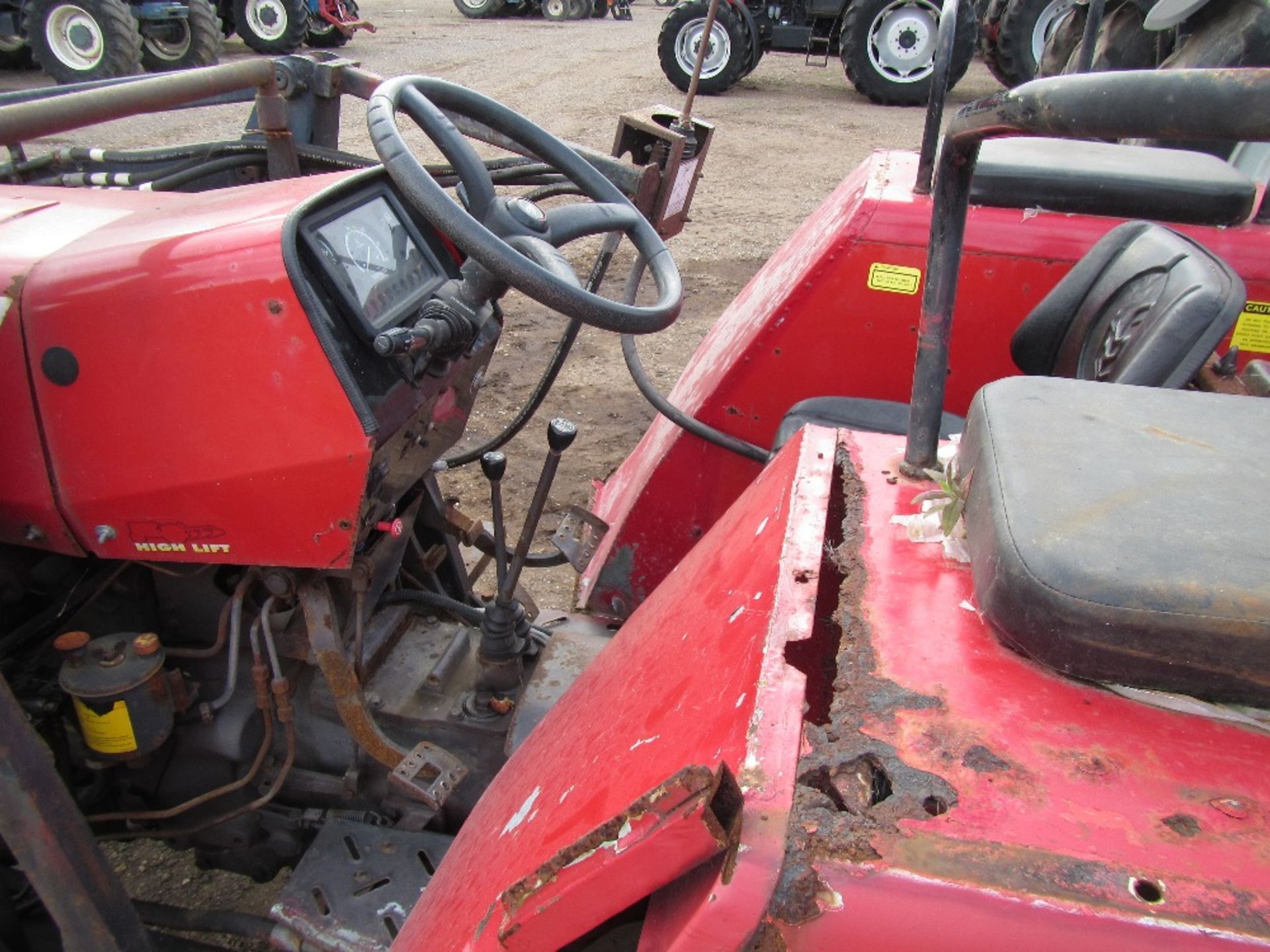 Tafe 5900 Tractor with Power Loader & PAS. No V5 Ser No 390823 - Image 7 of 9