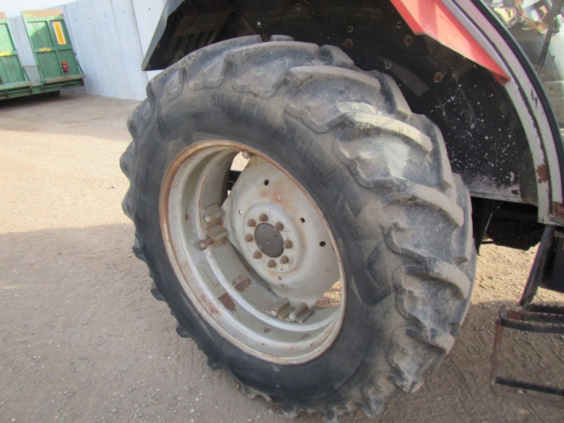 1992 Massey Ferguson 390T 4x4 12 Speed Tractor with Hi Line Cab. V5 will be supplied. Reg. No. - Image 5 of 14