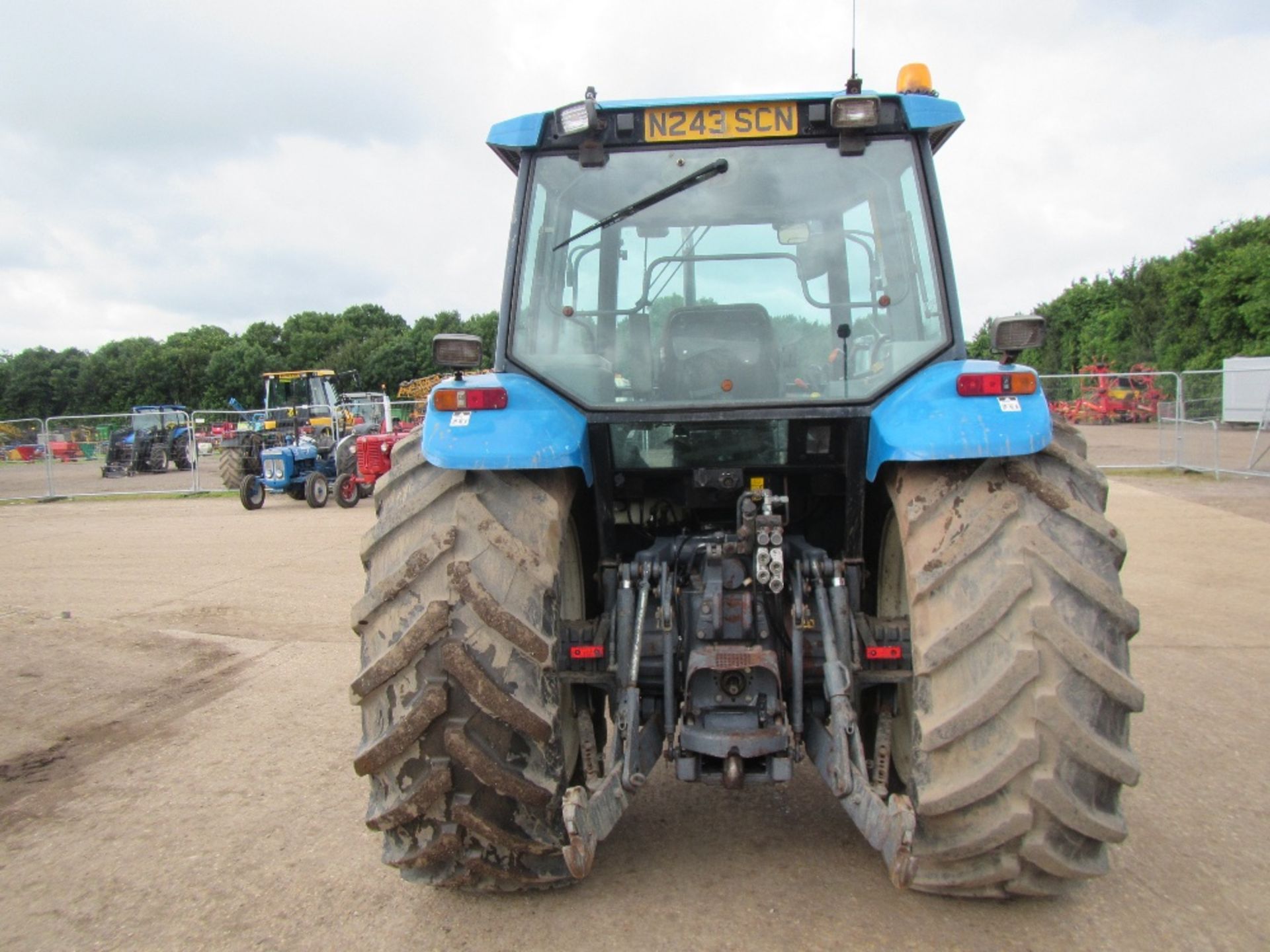 New Holland 8340 SLE 4wd Tractor. V5 will be supplied Reg. No. N243 SCN Ser. No. 025324B - Image 6 of 18