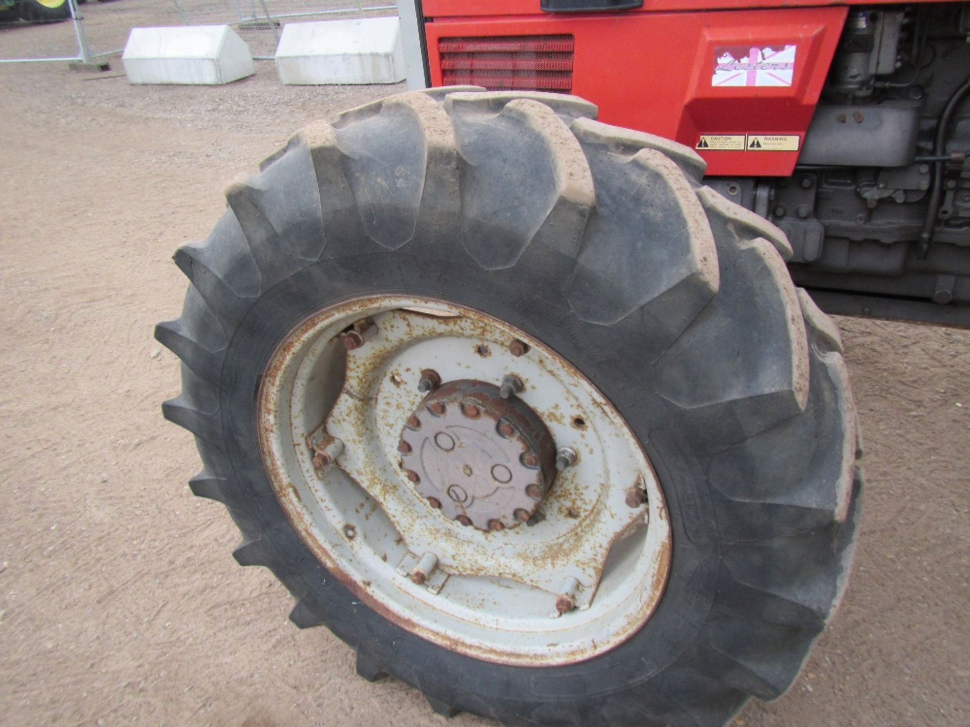 Massey Ferguson 3080 4x4 Tractor Reg. No. E376 UAG Ser No U340013 - Image 11 of 17