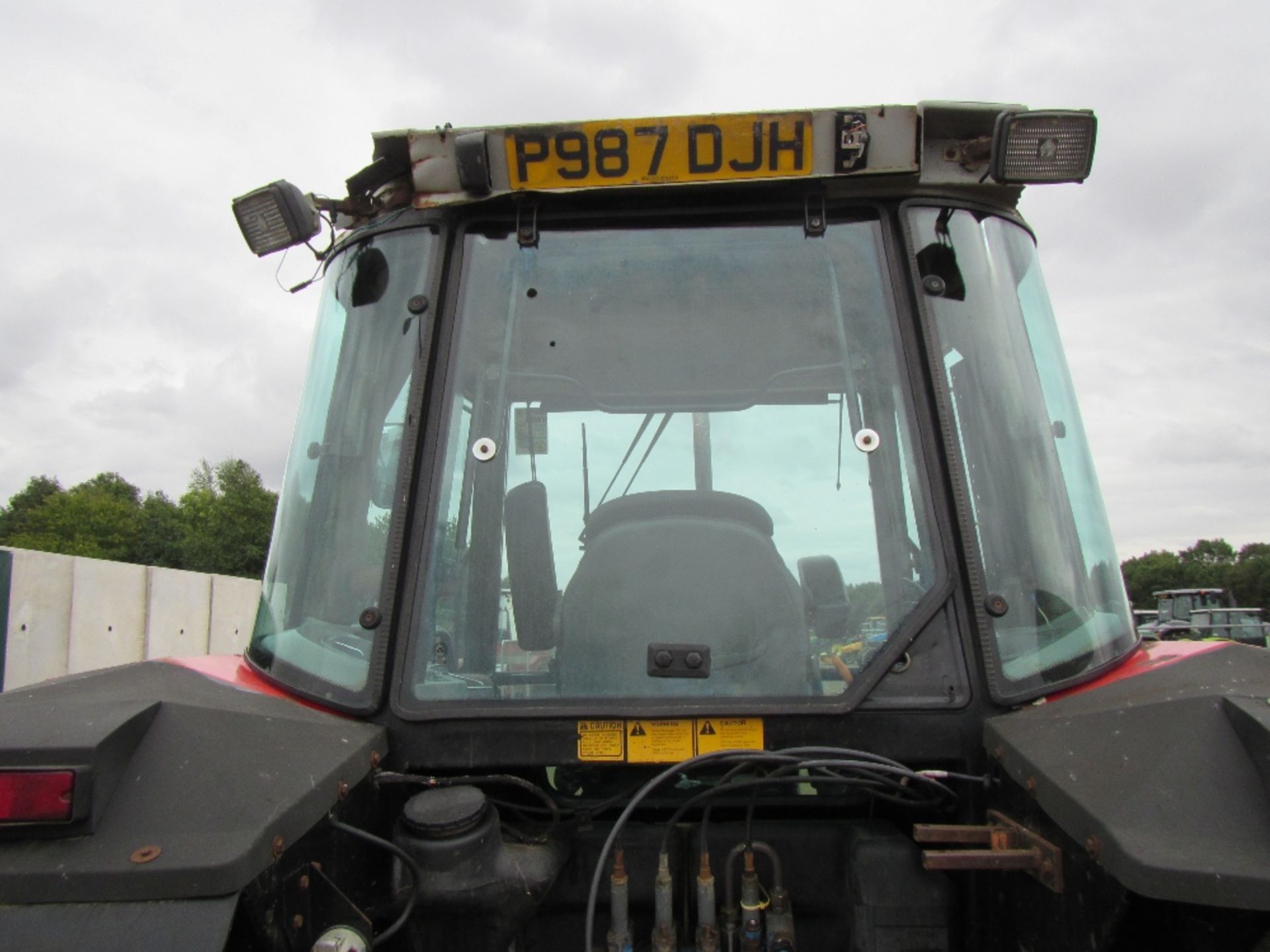 1996 Massey Ferguson 6150 4wd Tractor. V5 will be supplied. UNRESERVED LOT Reg No P987 DJH - Image 9 of 18