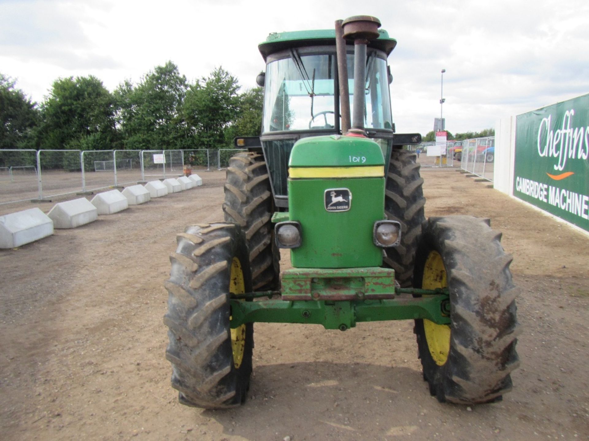 John Deere 3040 4x4 Tractor. Has Been Subject to TOTAL LOSS INSURANCE CLAIM. Reg. No. A122 VFE - Image 2 of 14