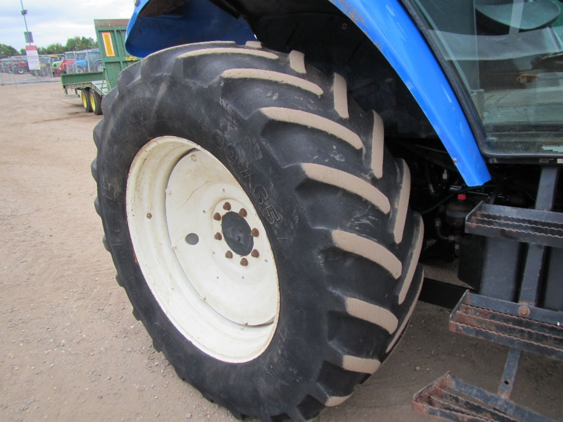 New Holland TM140 Tractor with Quicke Q75 Front Loader Reg No AG54 NHP Ser No ACM235908 - Image 5 of 12