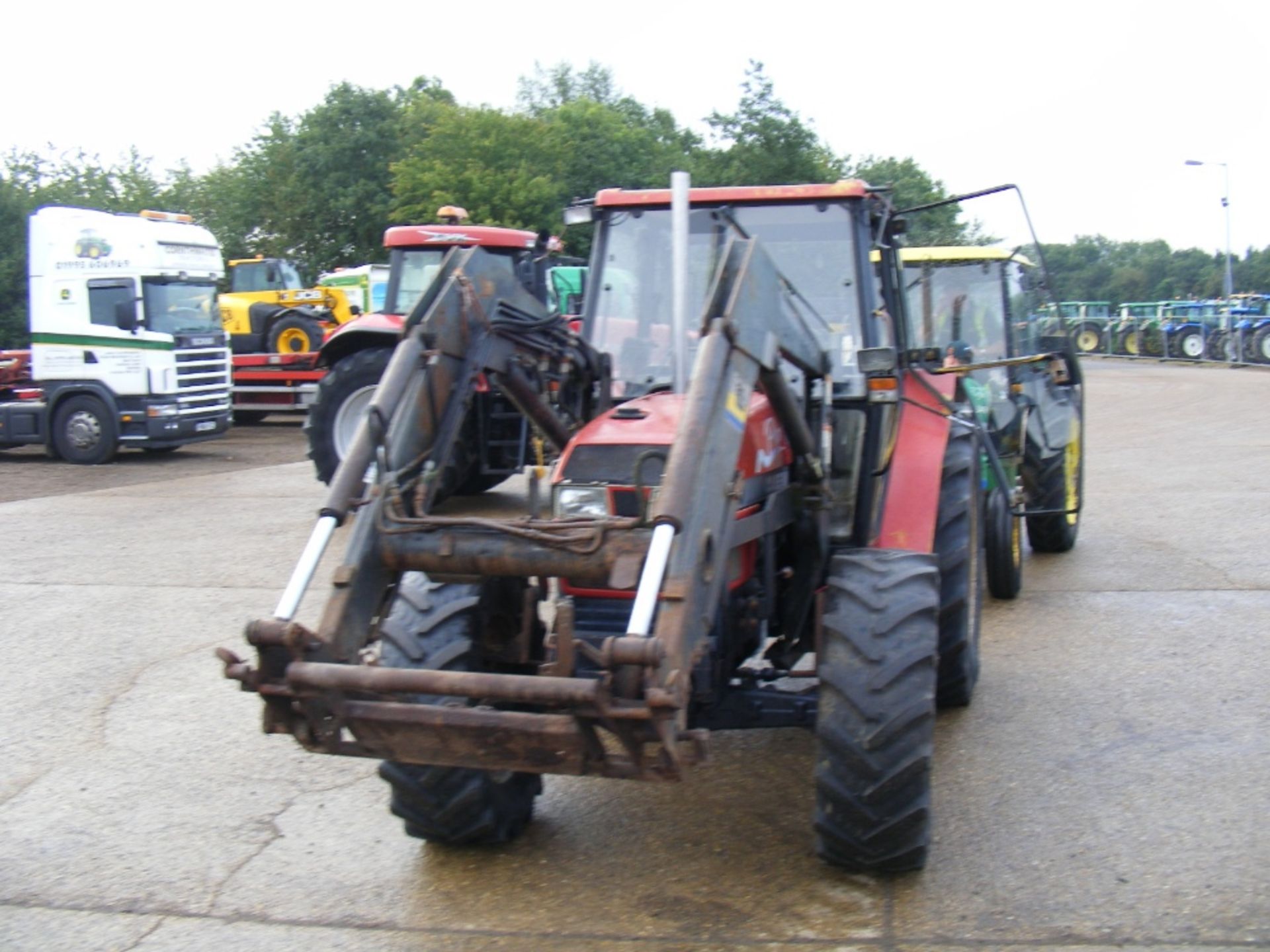 Case International 4240 Pro 4wd Tractor with Quicke 340 Loader. V5 will be supplied. Reg. No. P307 - Image 2 of 6