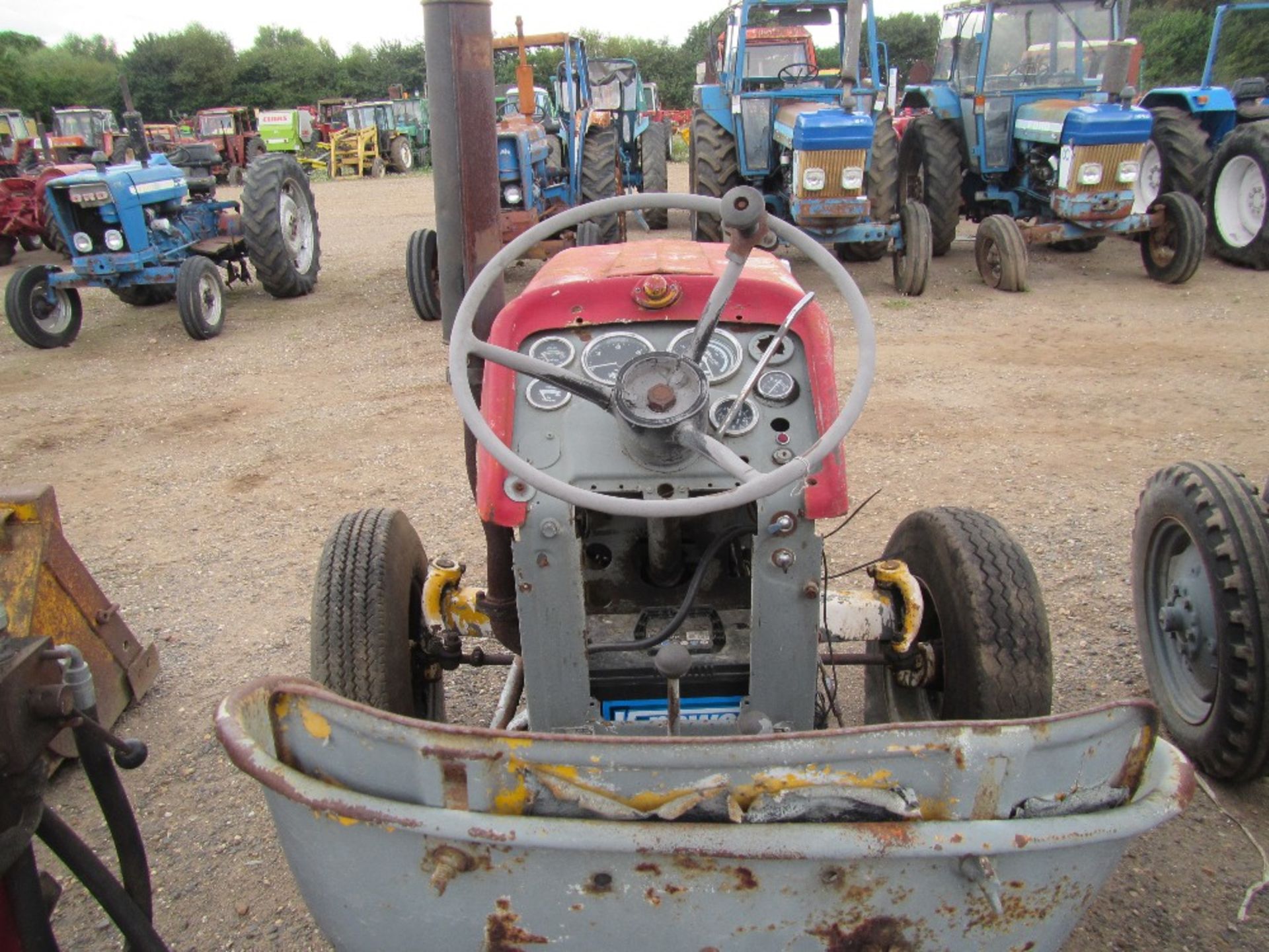 Massey Ferguson 3165 Tractor. Ser. No. 810556 - Image 4 of 4
