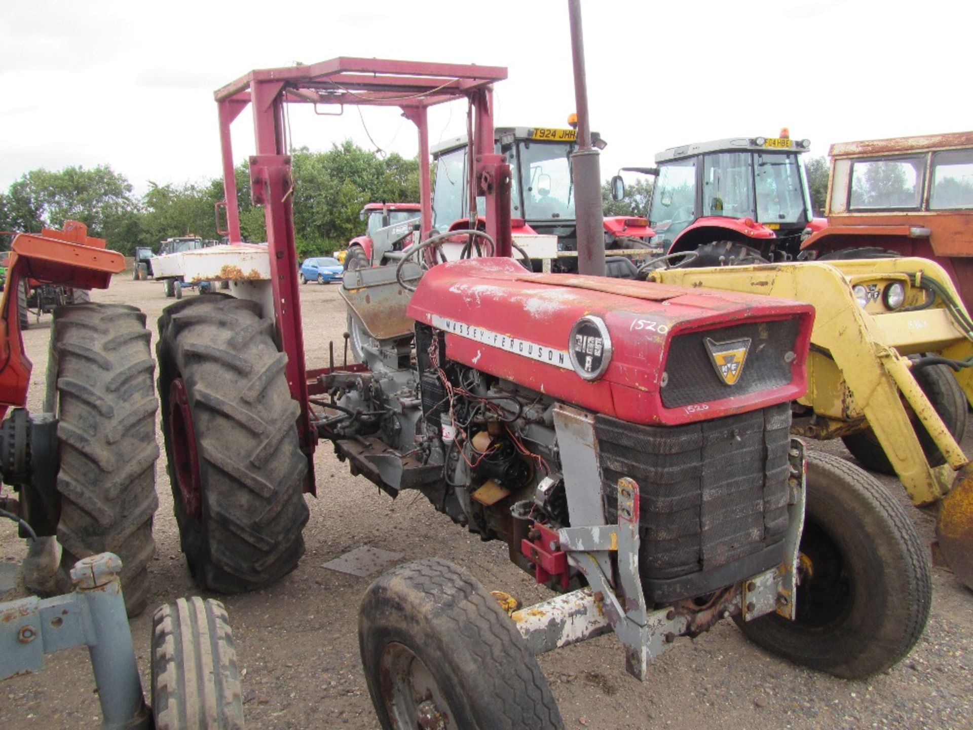 Massey Ferguson 3165 Tractor. Ser. No. 810556 - Image 2 of 4