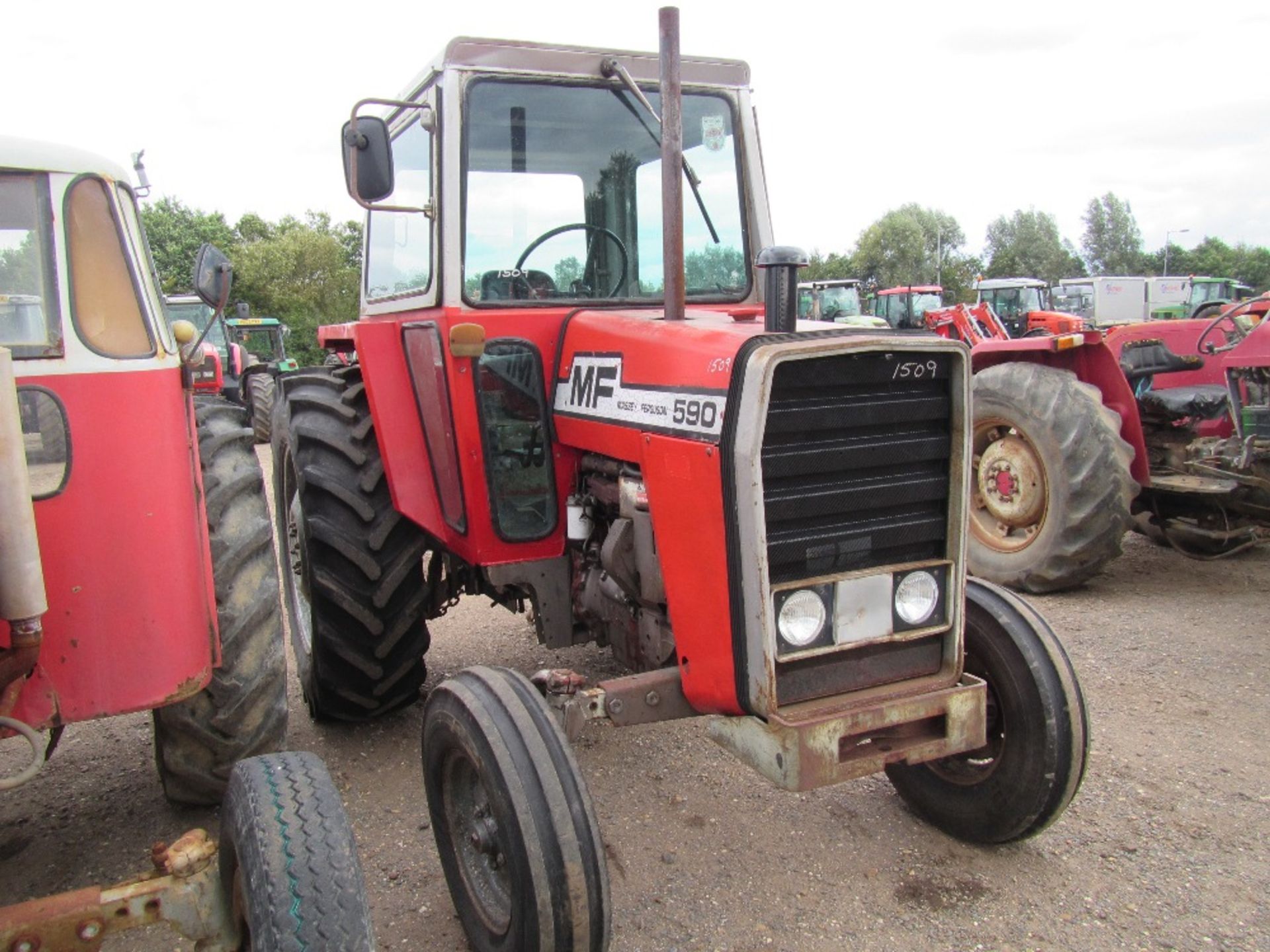 Massey Ferguson 590 2wd Tractor Ser. No. 105225 - Image 3 of 5