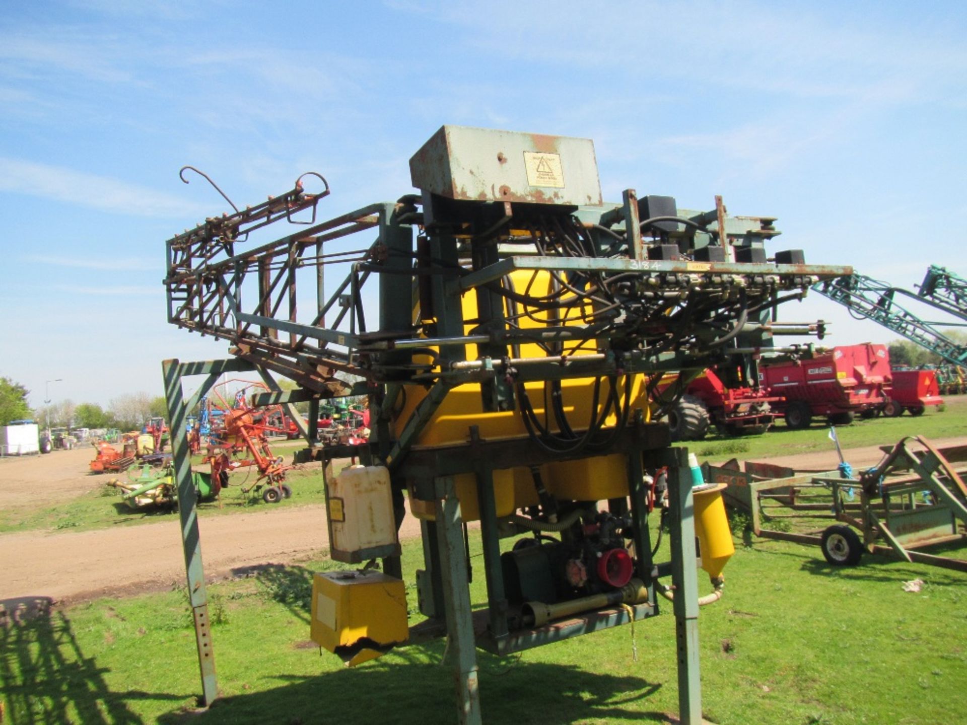 Cleanacres Mounted Crop Sprayer with Hyd Folding Booms - Image 2 of 3