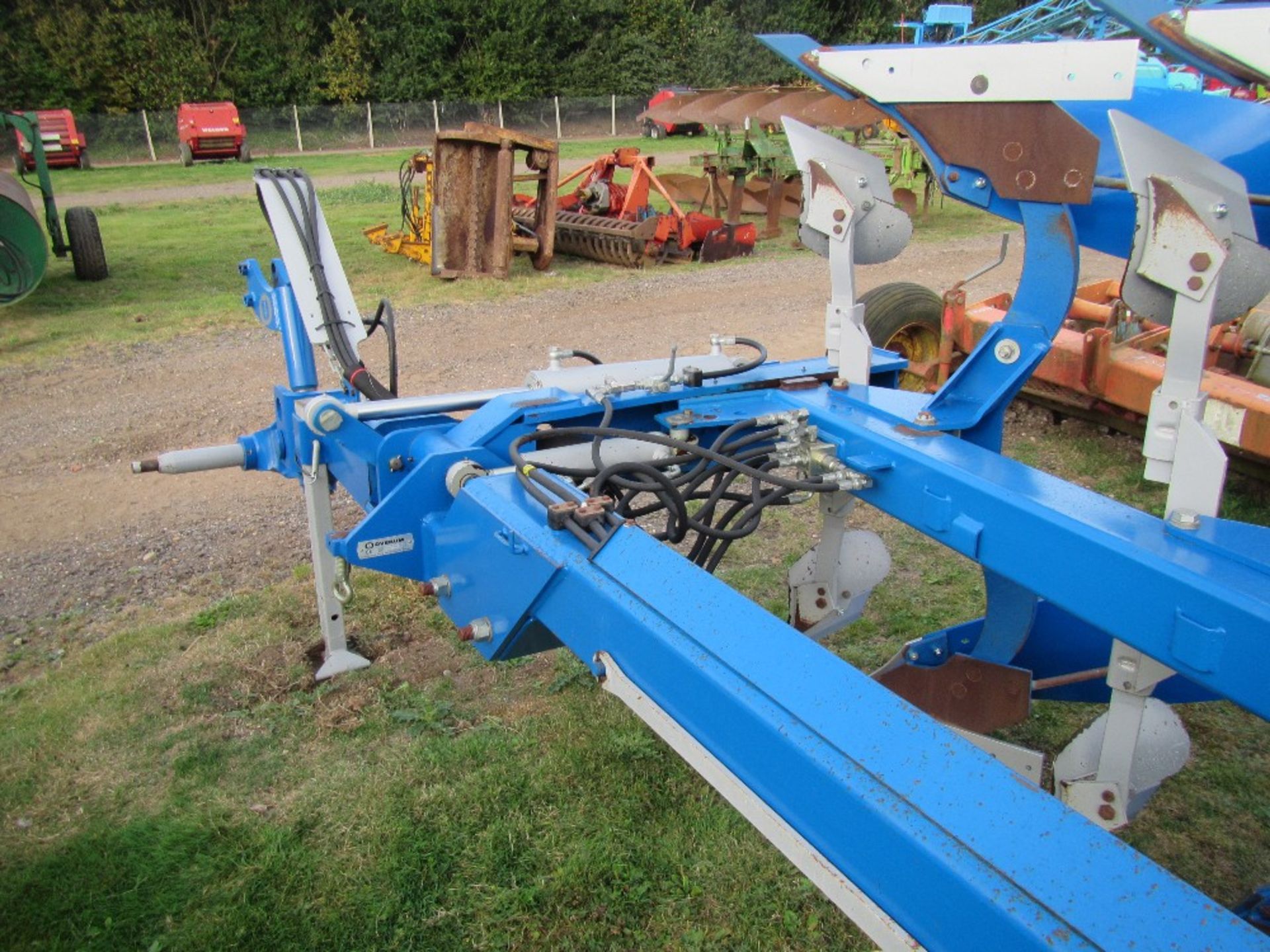 2009 Overum CVL6975F 6 Furrow Semi Mounted Plough - Image 5 of 7