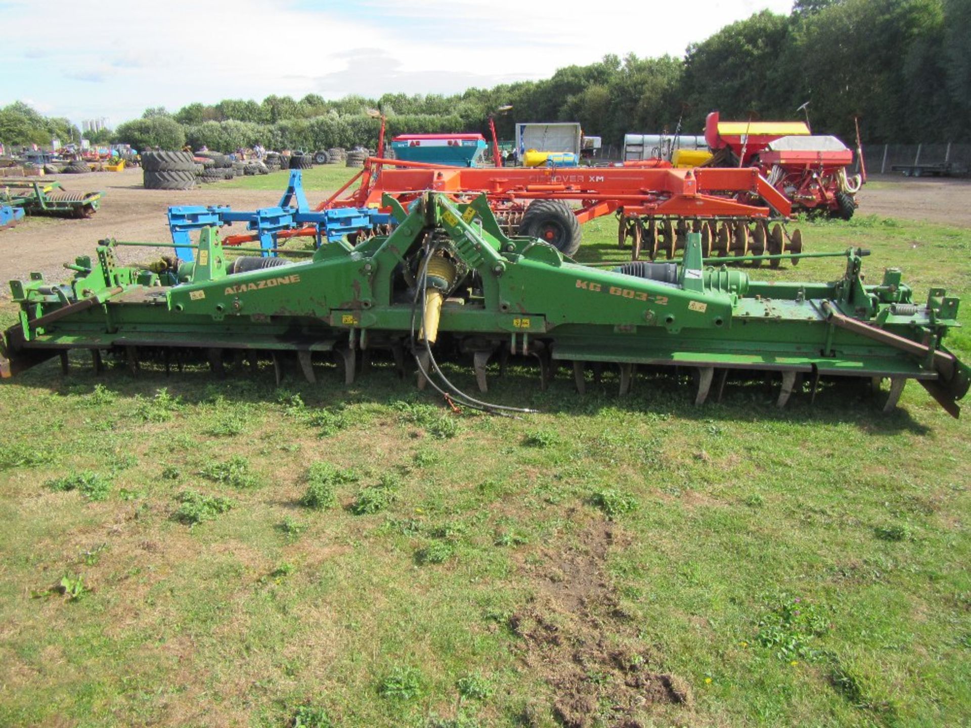 Amazone 6m Folding Power Harrow with Packer Roller - Image 2 of 4