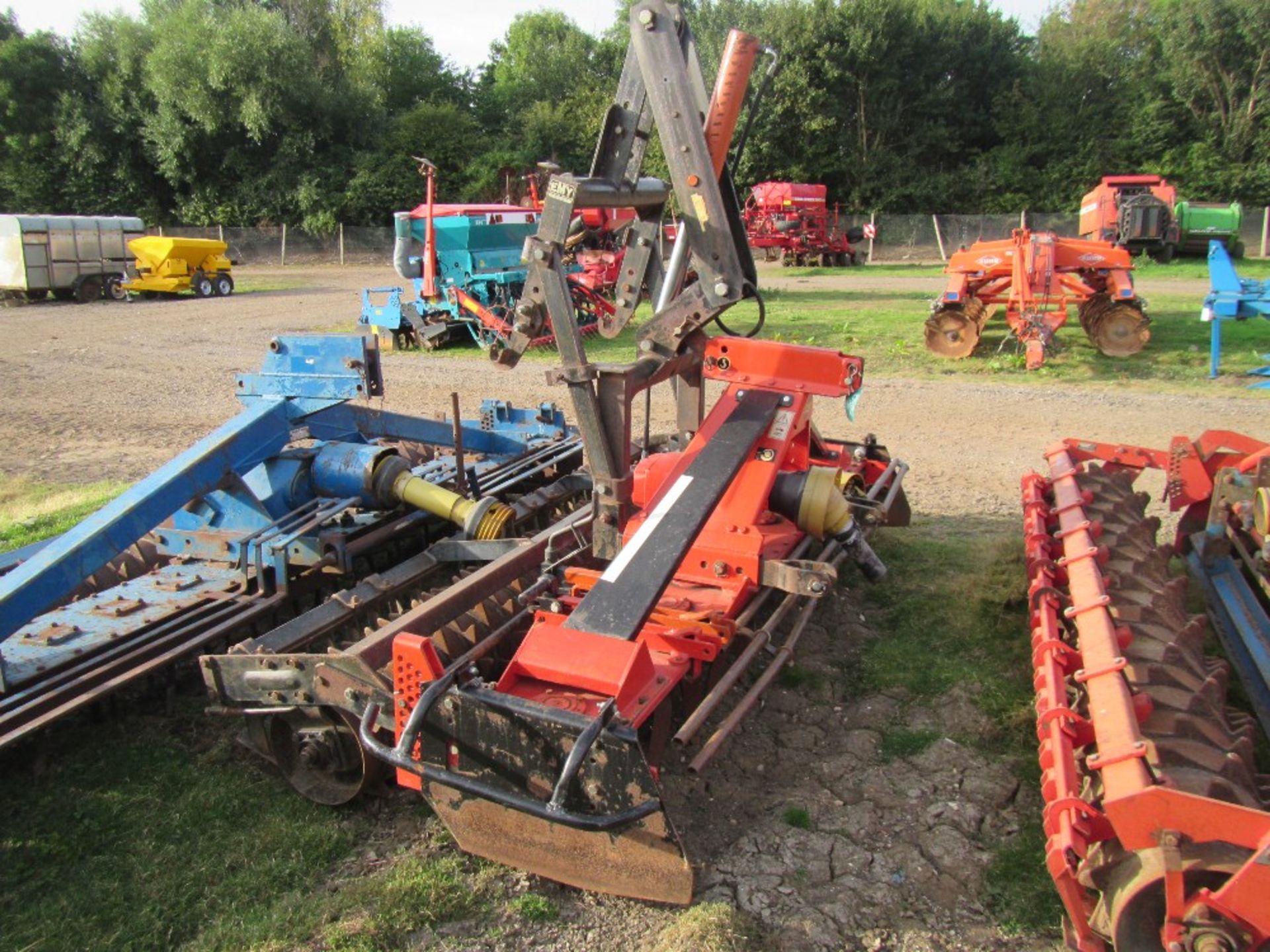 Emy 3m Power Harrow with Packer Roller & Drill Up & Over Linkage - Image 2 of 6
