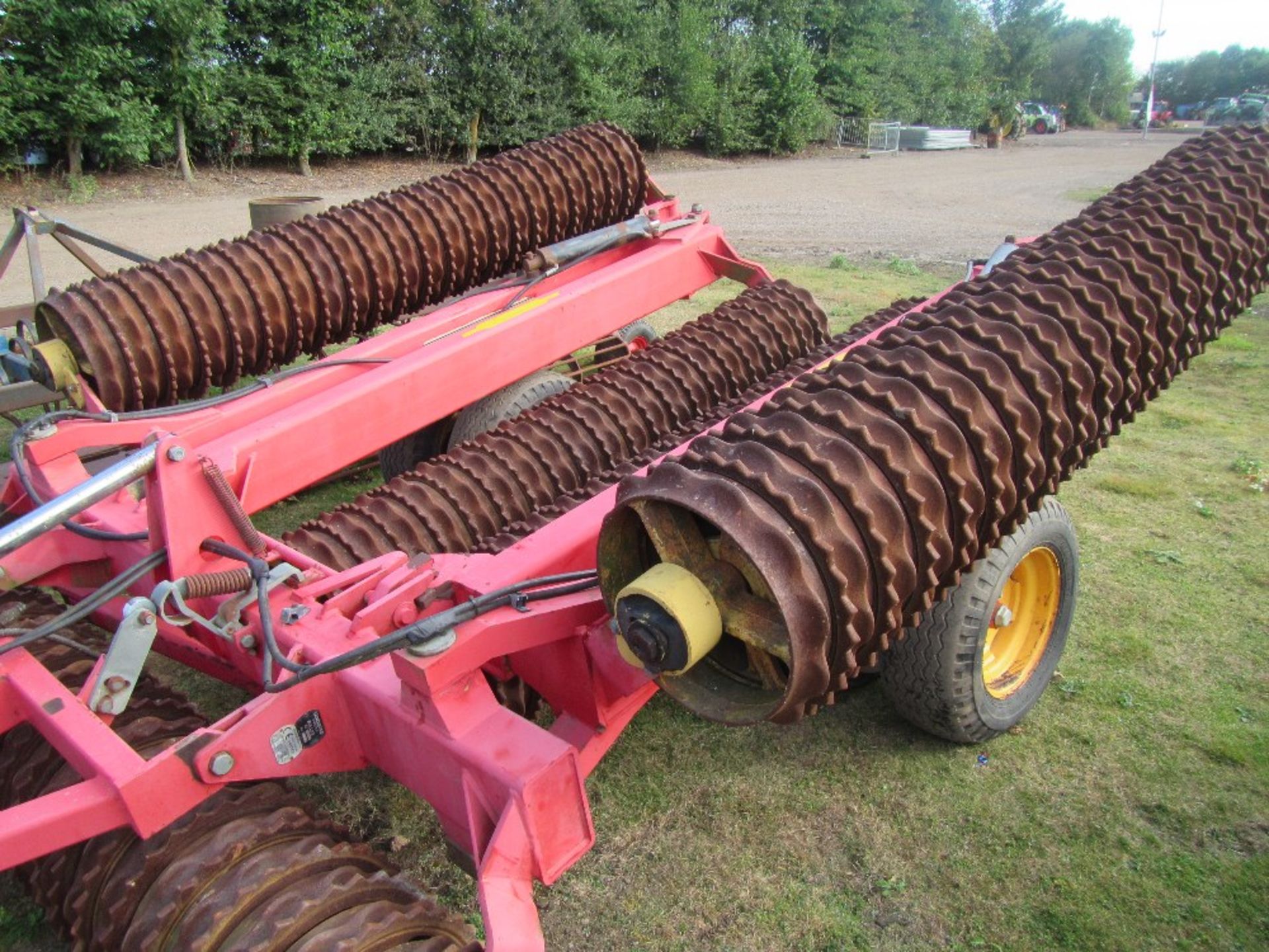 12.2m Vaderstad Rolls straight from local farm - Image 7 of 8