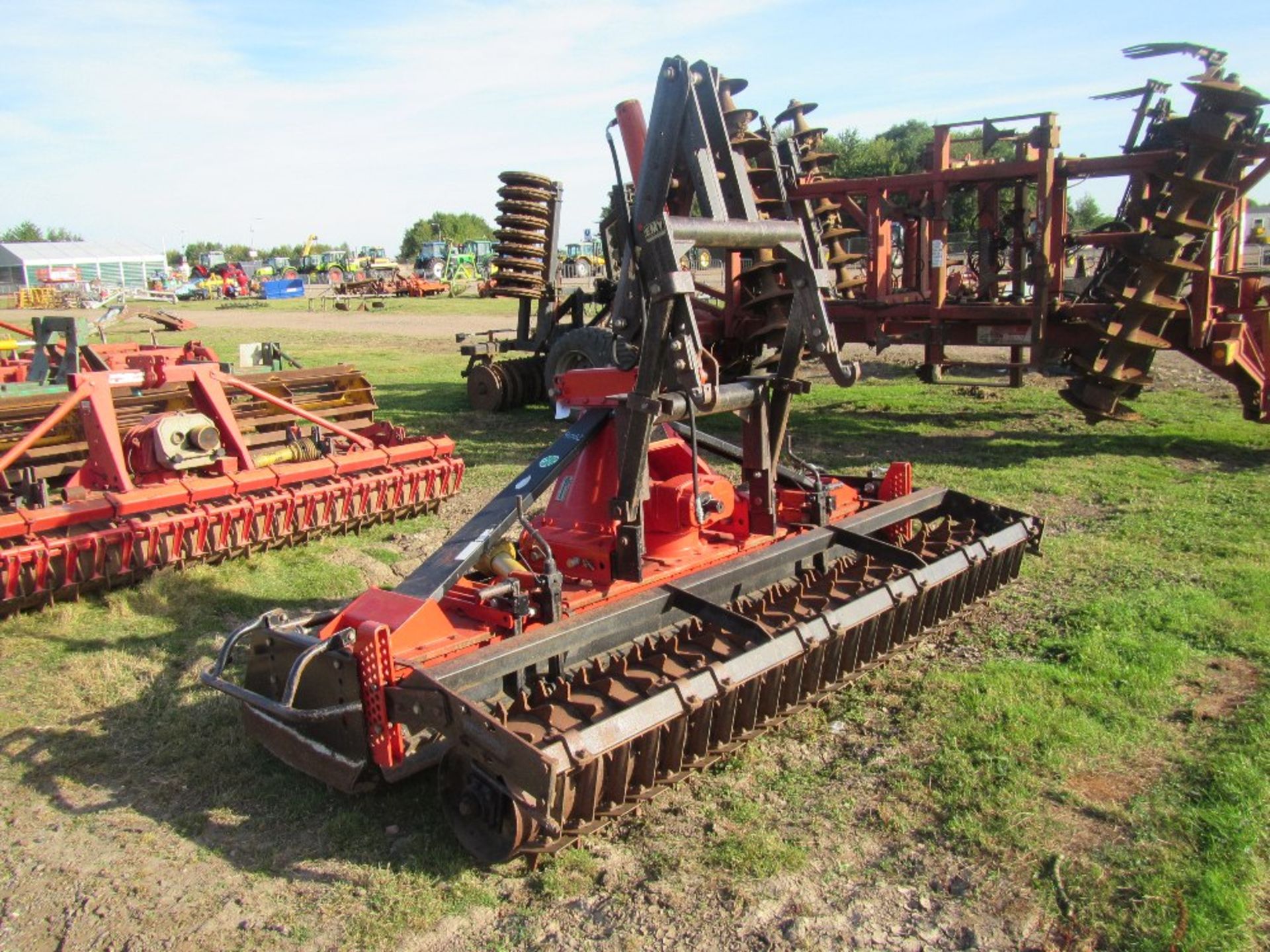 Emy 3m Power Harrow with Packer Roller & Drill Up & Over Linkage - Image 6 of 6