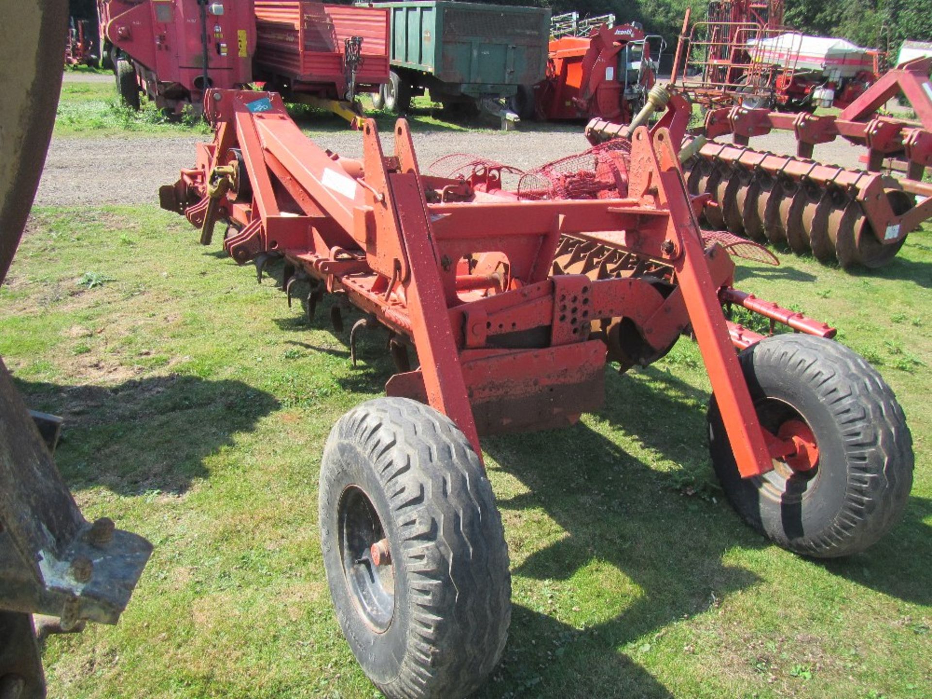 Kuhn Power Harrow with Packer & End Tow Kit - Image 5 of 5