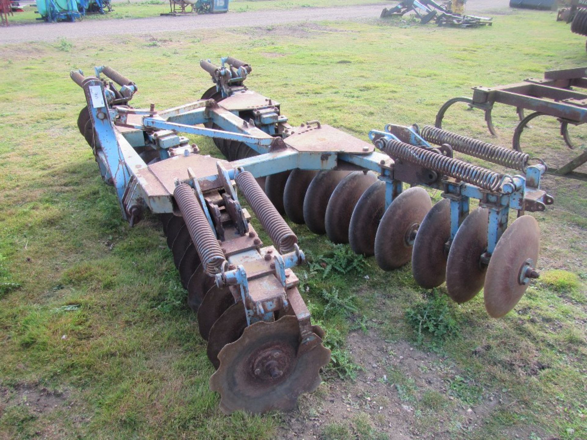 Parmiter Linkage Mounted Folding Disc Harrows 12ft