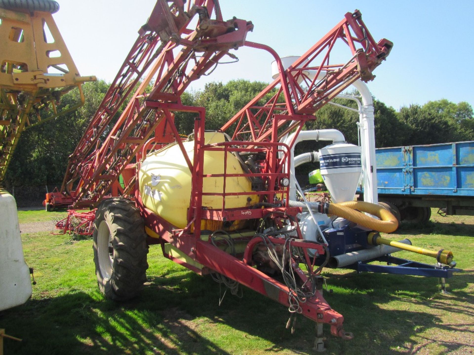 1998 Hardi Commander 2,800/24m Sprayer