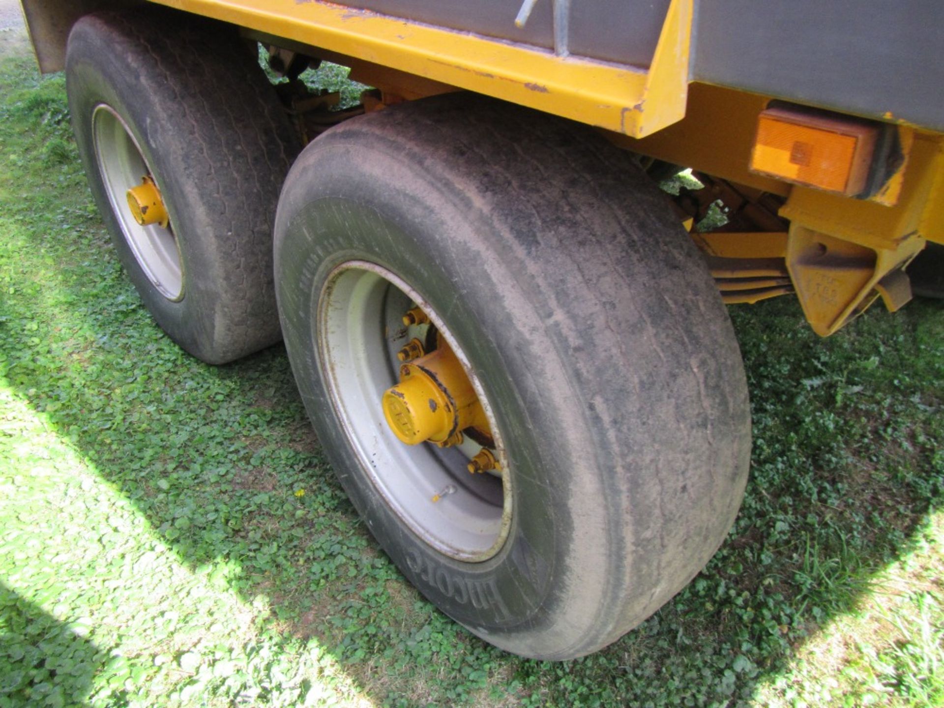 Wootton/Gull 14 Ton Trailer with Commercial Axles, Air & Hyd Brakes, Sprung Drawbar, Hydraulic - Image 4 of 4