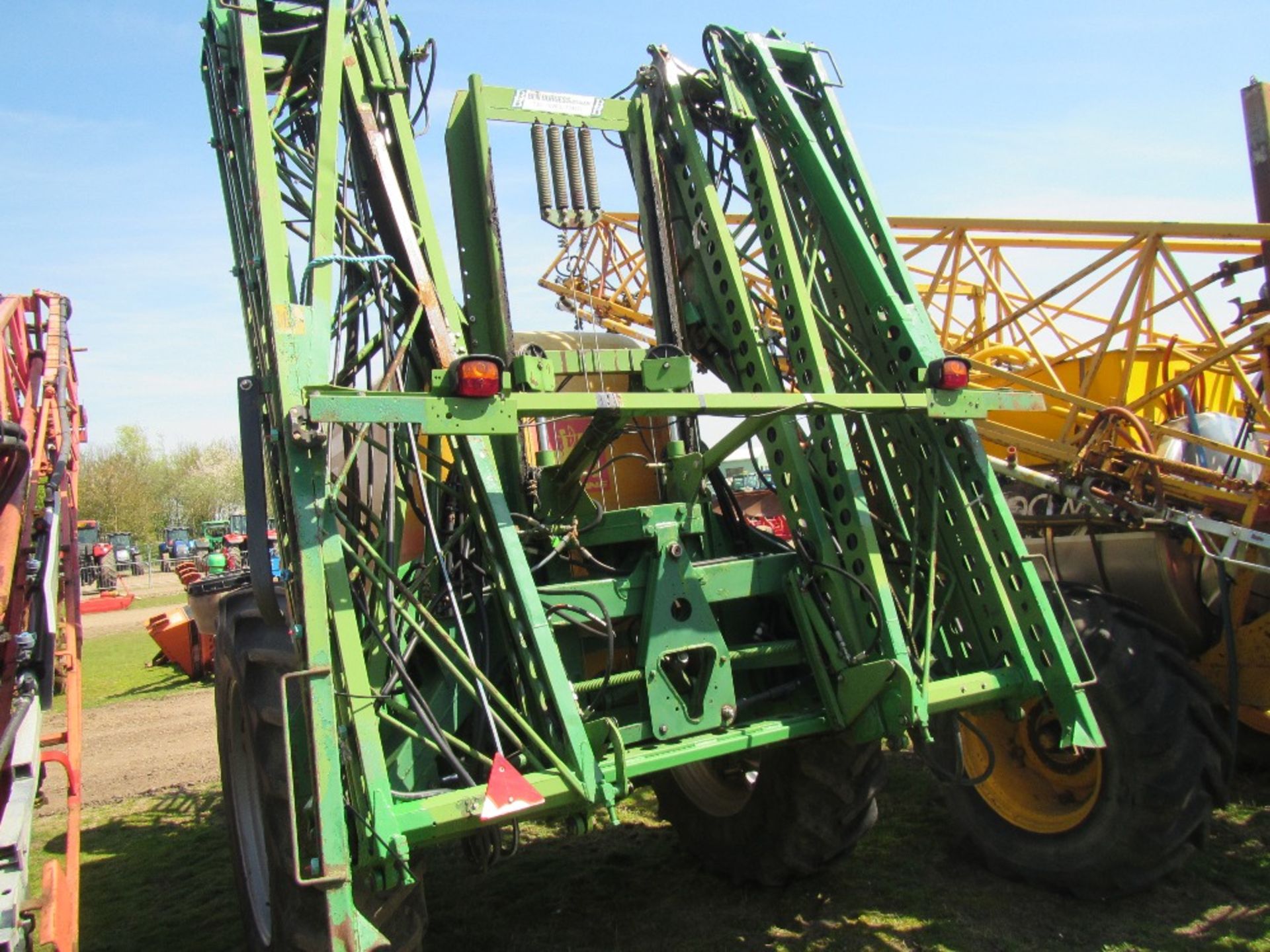 1993 Amazone-Werke UB 3000 Litre 24m Trailed Sprayer with Steer Axle, Wash Tank, Mixer Hopper, - Image 2 of 4