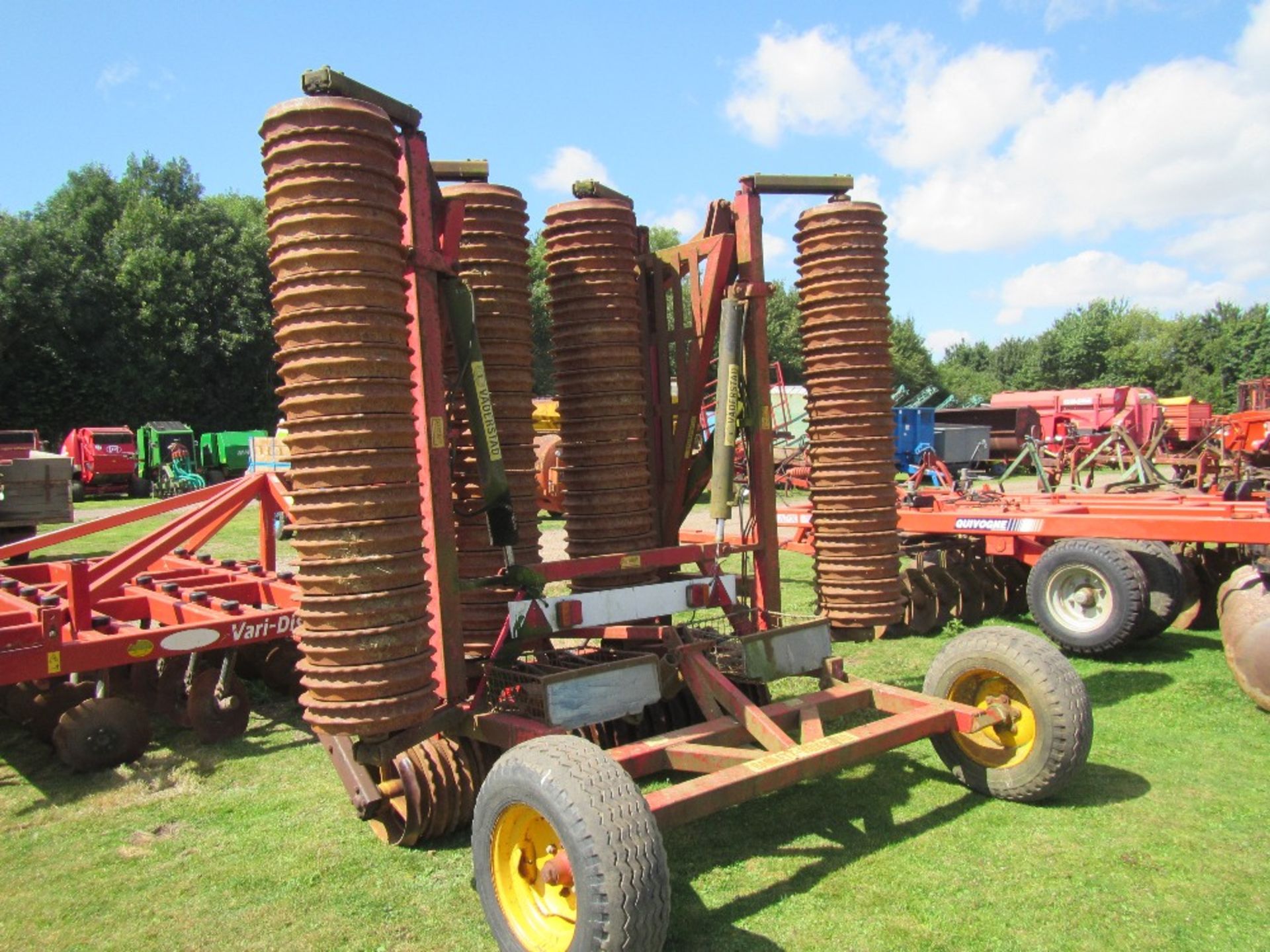 Vaderstad Hydraulic Folding Rolls - Image 2 of 3