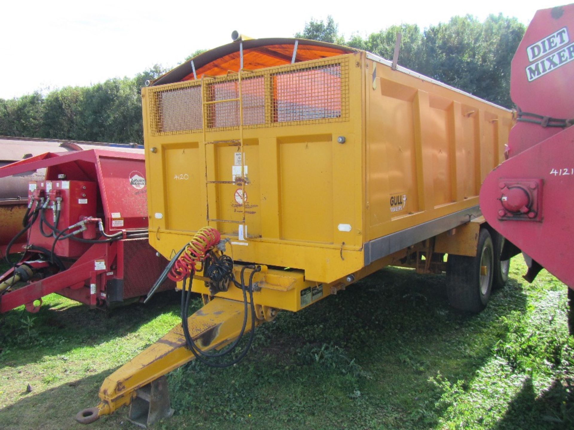 Wootton/Gull 14 Ton Trailer with Commercial Axles, Air & Hyd Brakes, Sprung Drawbar, Hydraulic - Image 2 of 4