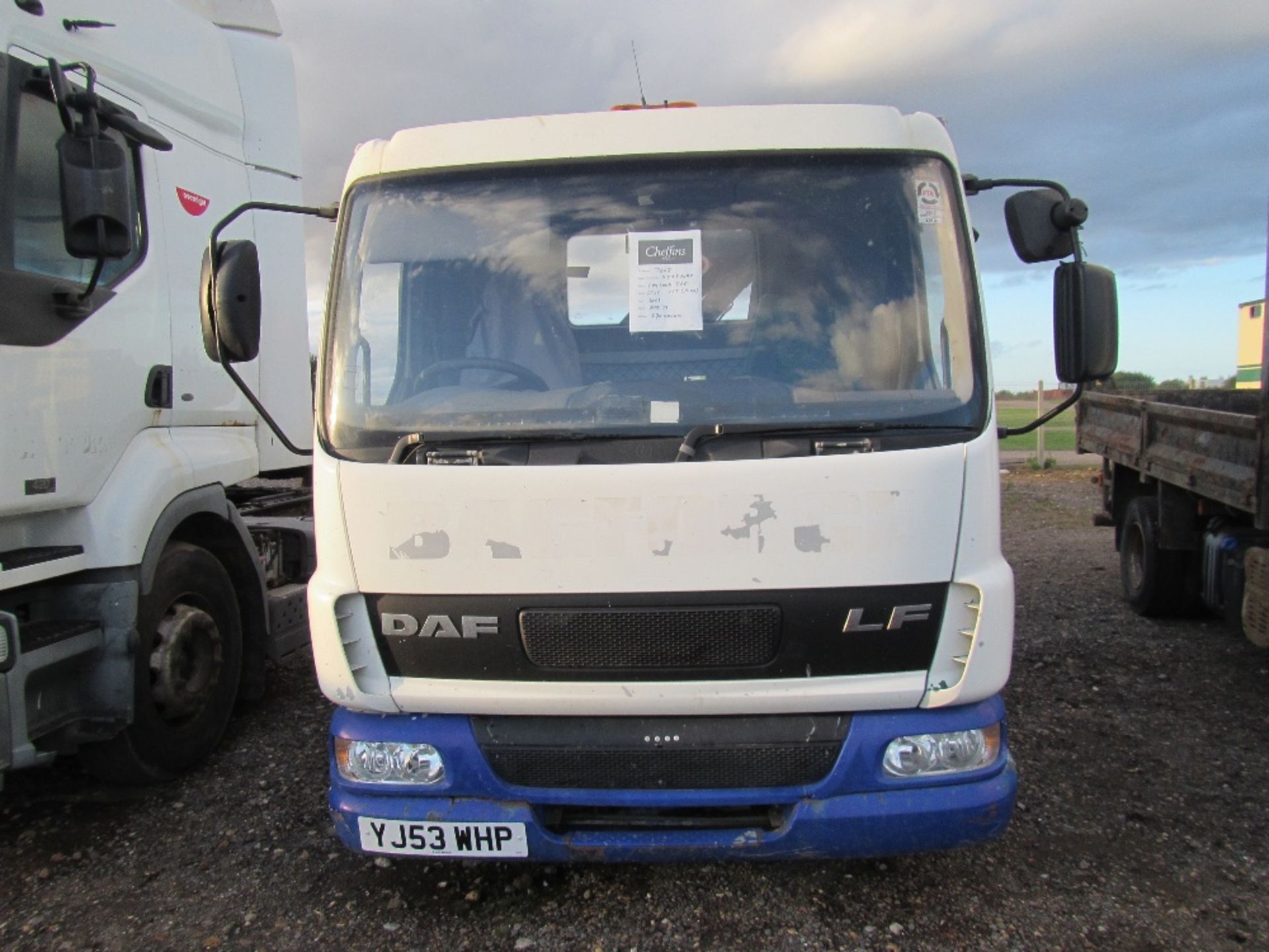 Leyland Daf LF45.150 7.5 Ton with Hiab Mileage: 270,000km. MOTtill Feb 2017 Reg. No. YJ53 WHP - Image 2 of 8