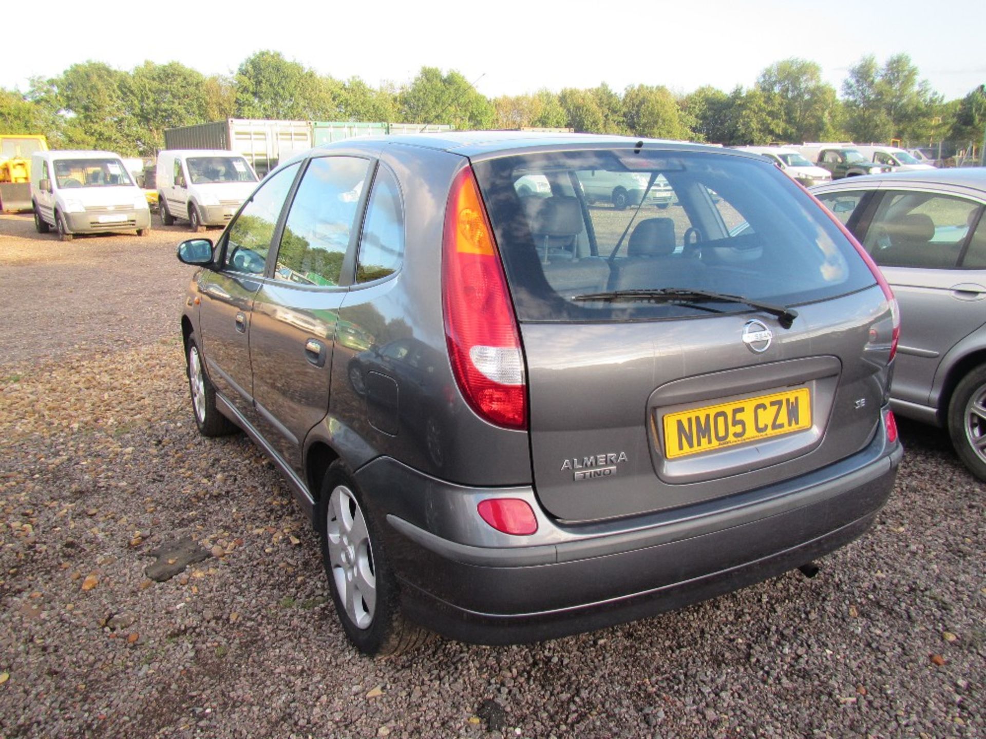 2005 Nissan Almera Tino - Spares & Repairs, Engine requires attention. Registration Documents will - Image 6 of 6