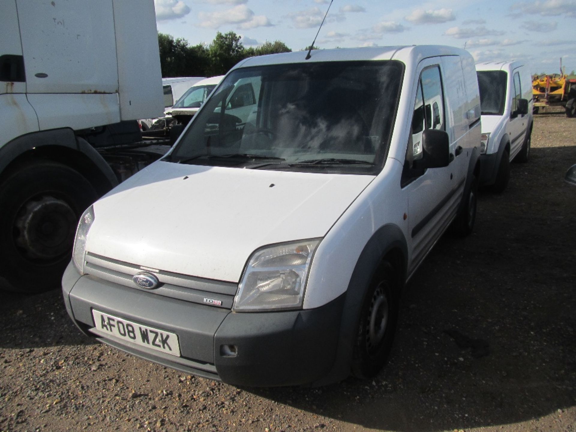 2008 Ford Transit Connect L90 T220 5 Speed Manual Mileage: 137,767 MOT till 1/4/17. Reg. No. AF08