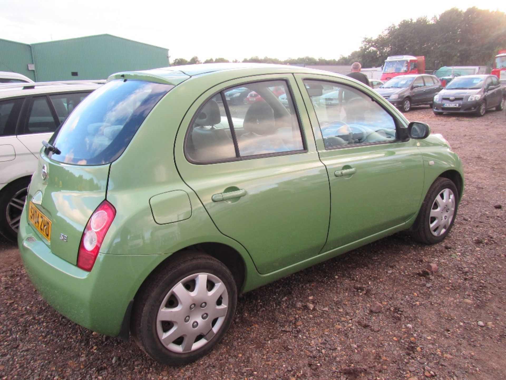 Nissan Micra. Registration Documents will be supplied. MOT till 27/9/17. Reg. No. SV04 ZHD - Image 3 of 5