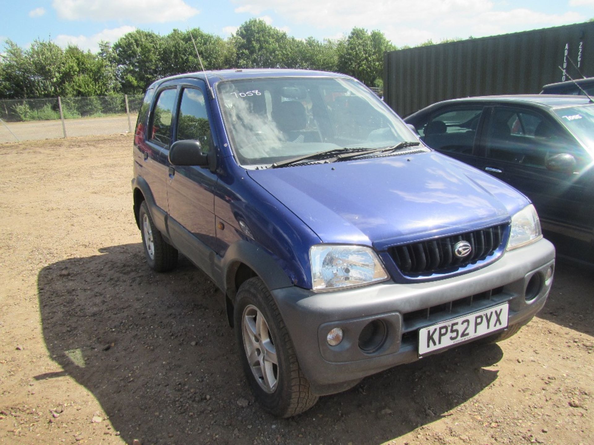 Daihatsu Terios. Speed does not work. Reg. Docs will be supplied. Mileage: 108,322. MOT till 3/2/ - Image 3 of 8