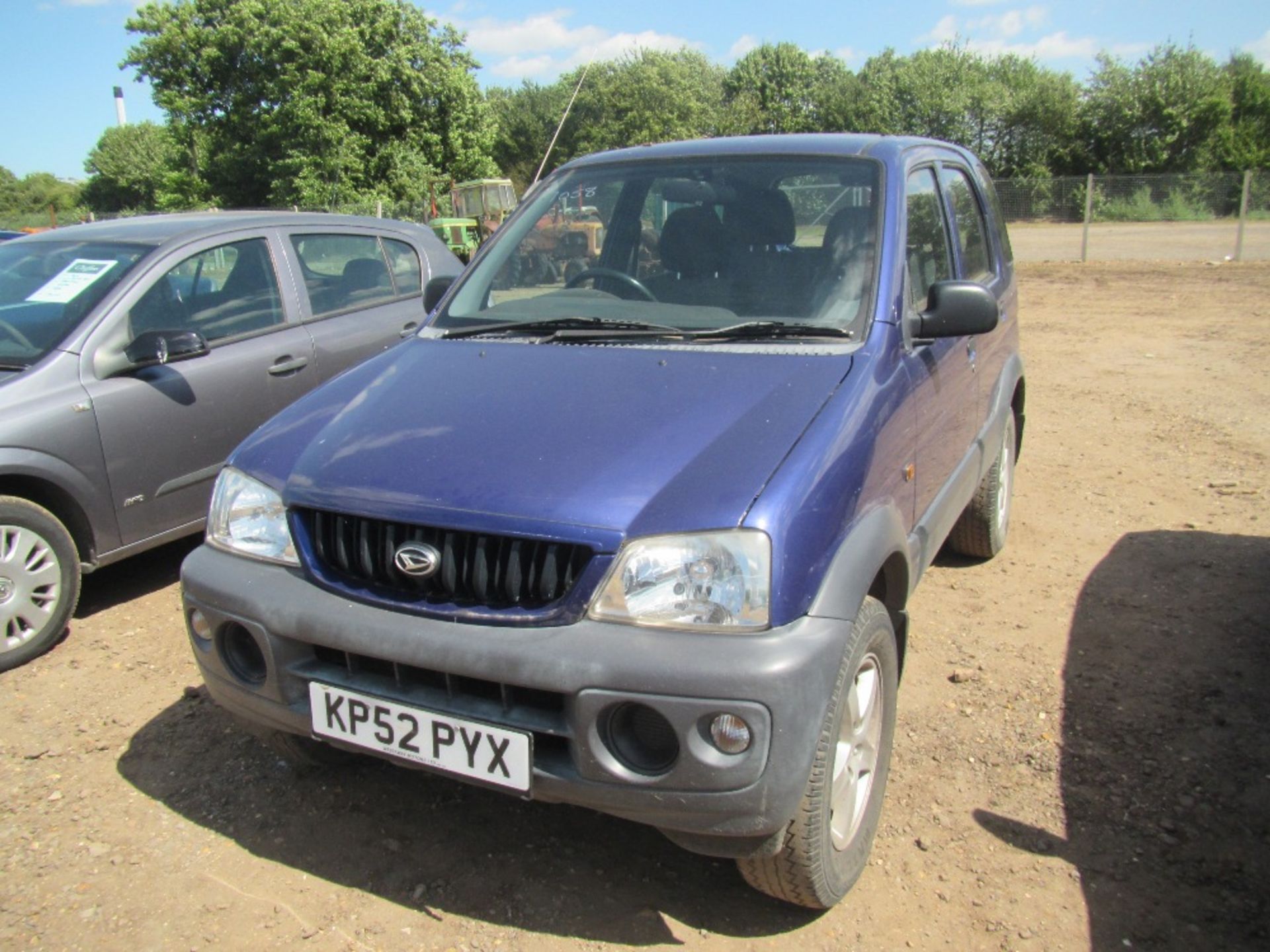 Daihatsu Terios. Speed does not work. Reg. Docs will be supplied. Mileage: 108,322. MOT till 3/2/ - Image 2 of 8