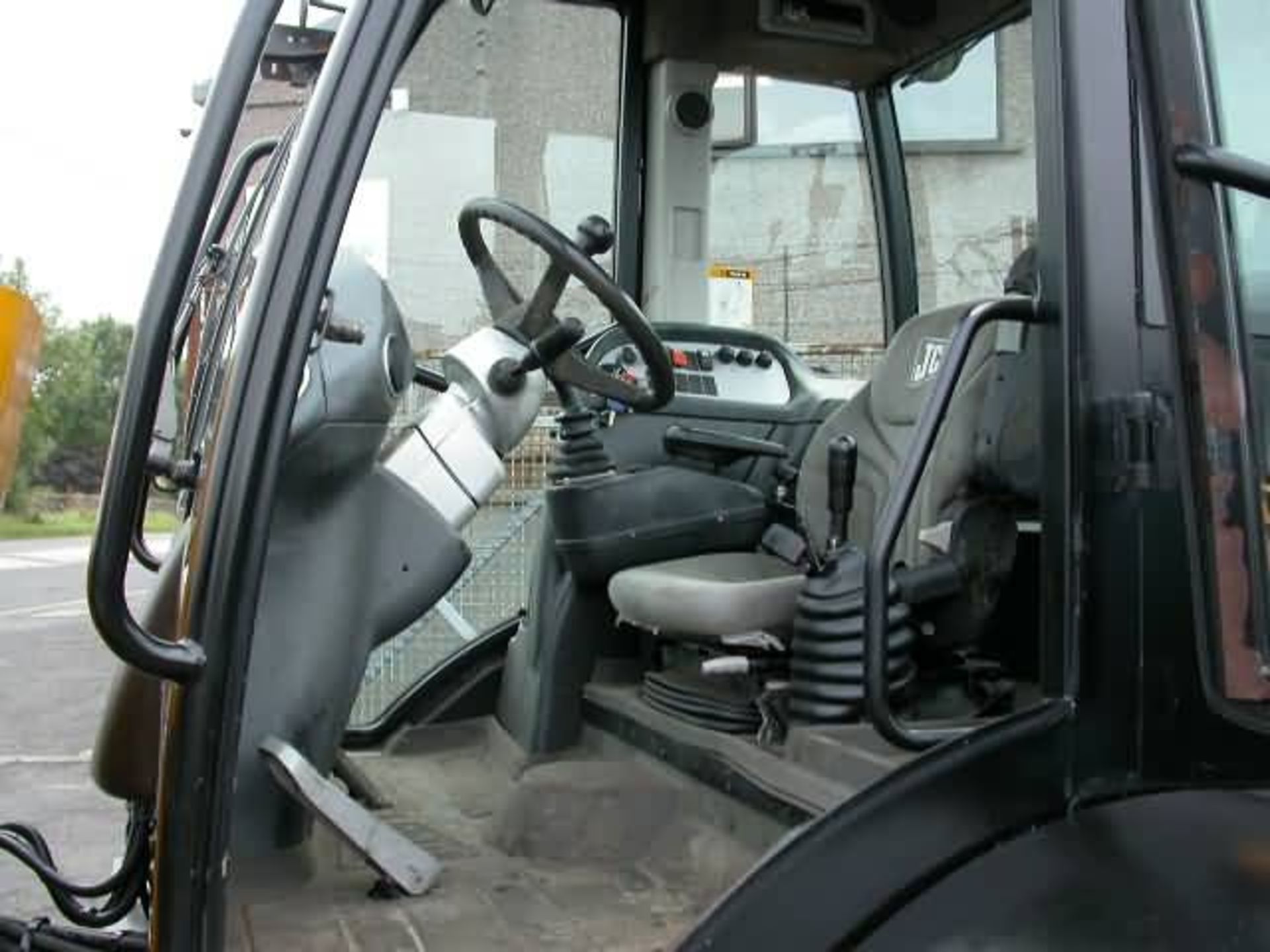 2010 JCB 310s Pivot Steer Loader - Image 5 of 5