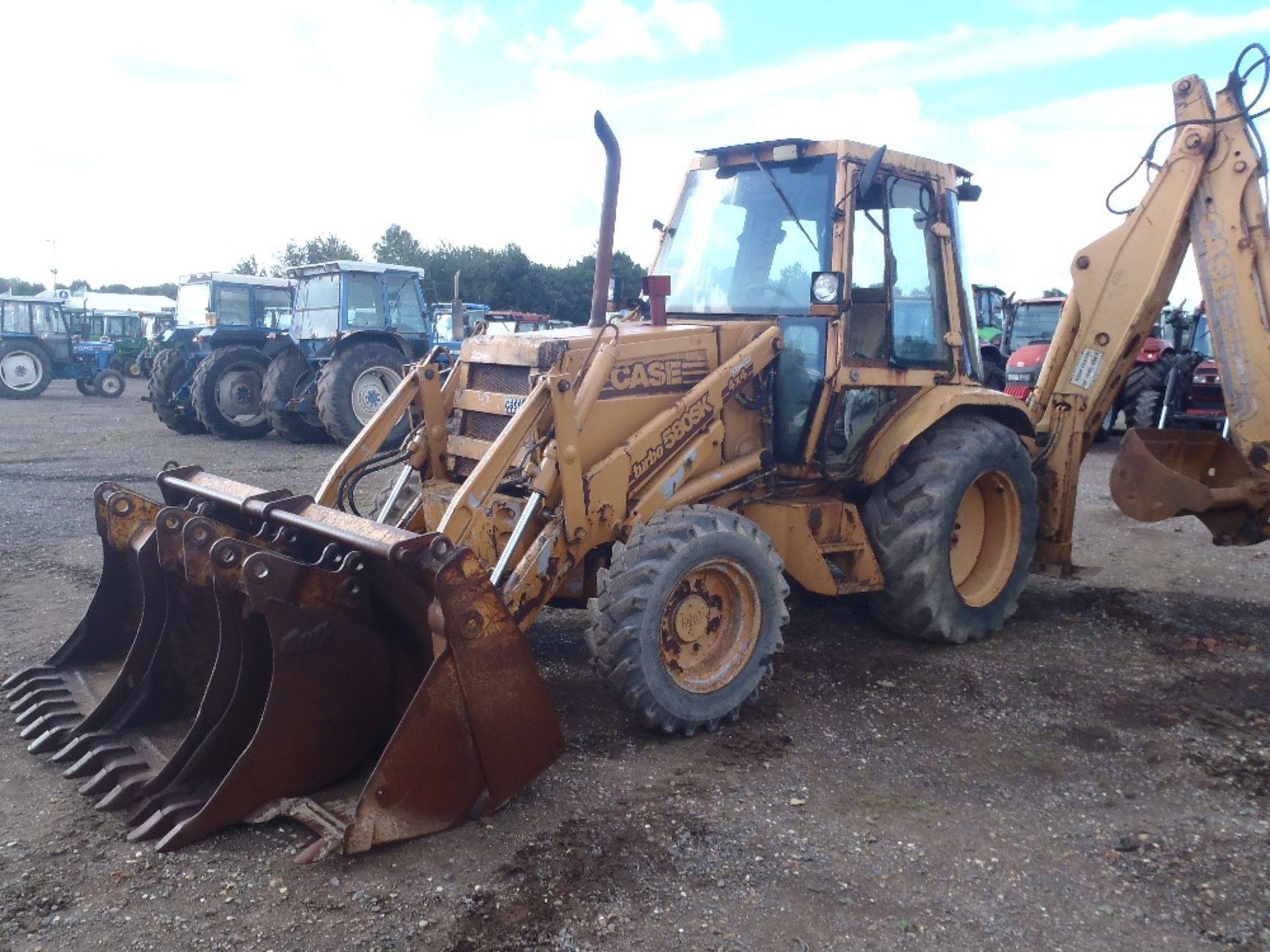 1992 Case 580 Super K Turbo 4wd Full Spec Digger with 4 in 1 Bucket, Extender Rear Hoe - Image 2 of 4