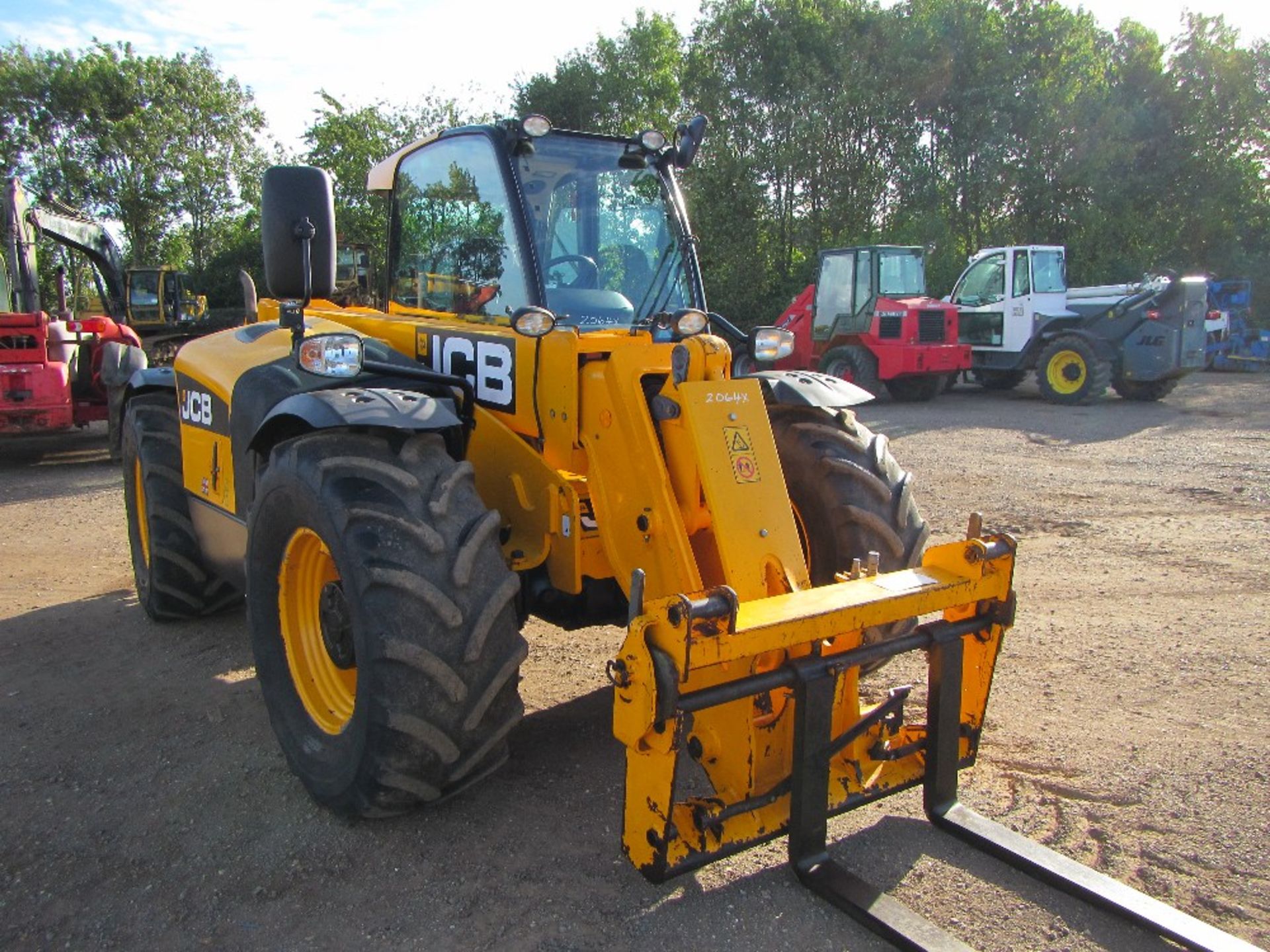 JCB 531-70 Agri Plus Reg. No. AU61 DLJ - Image 2 of 5