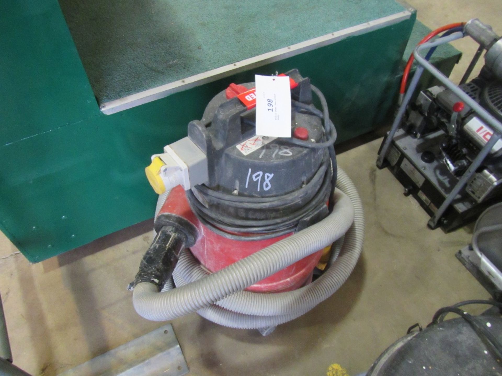 Hilti Dust Extraction Unit UNRESERVED LOT