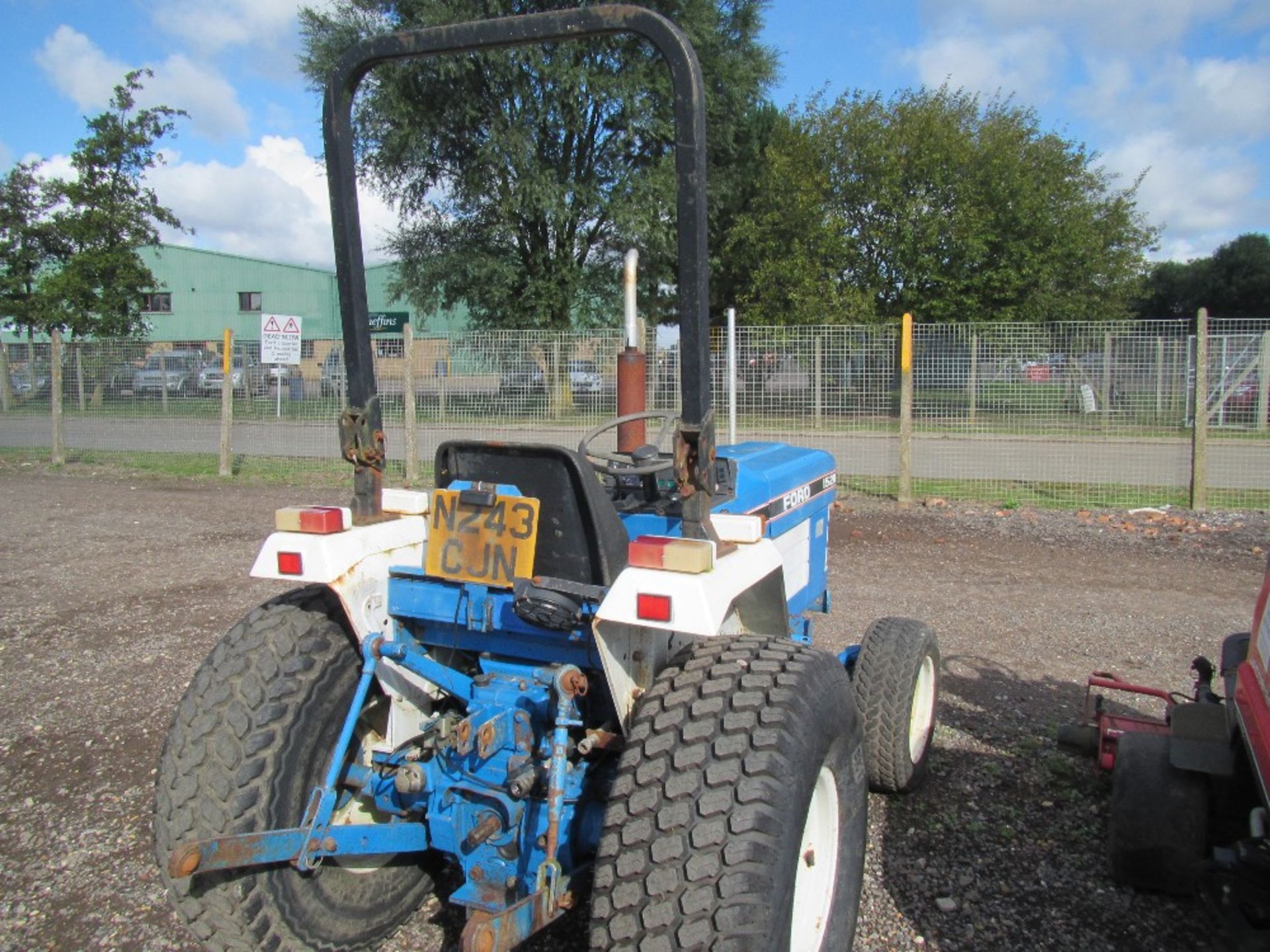 Ford 1520 4wd Compact Tractor - Image 3 of 6