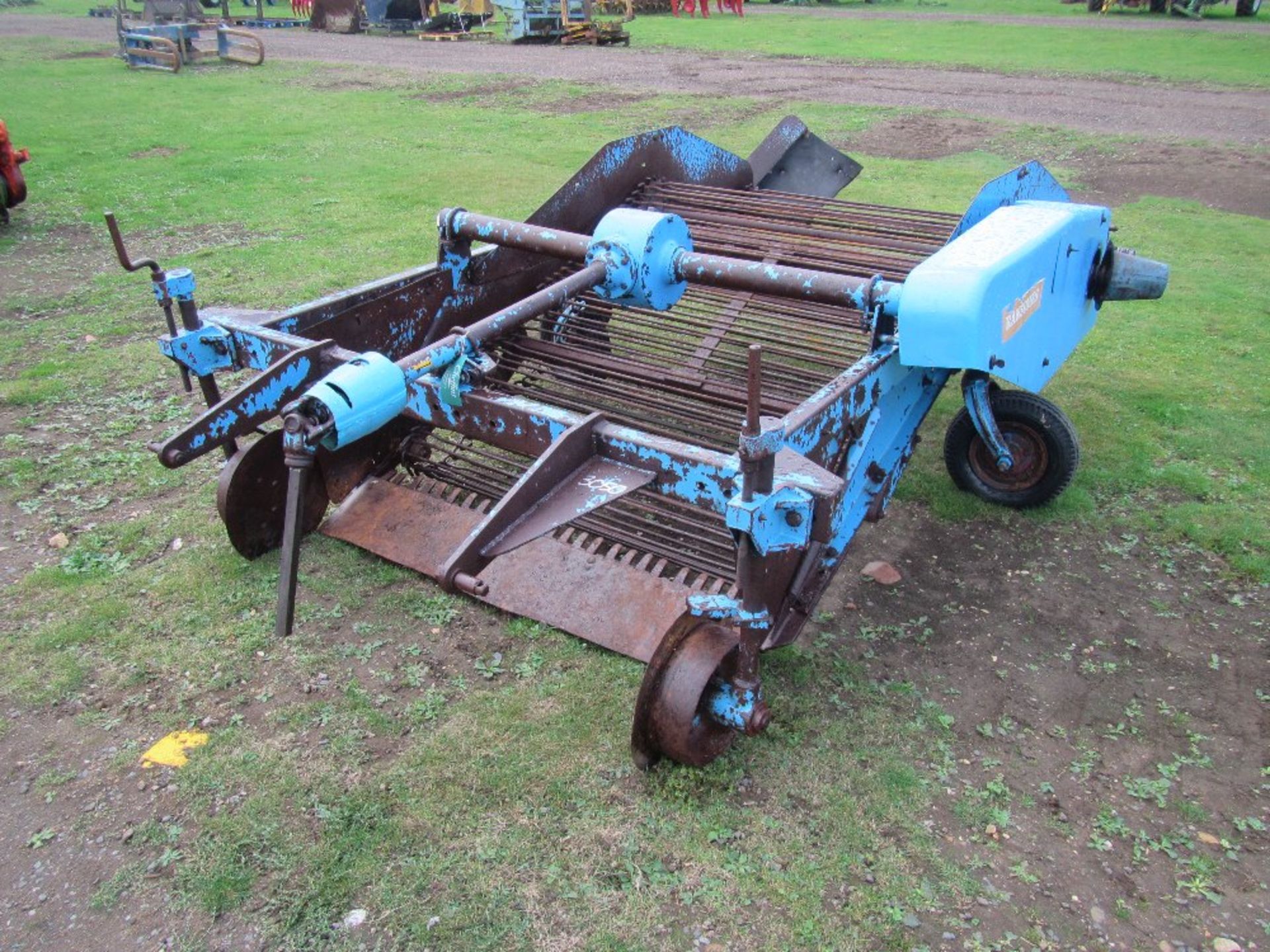 Ransomes 2 Row Hoover