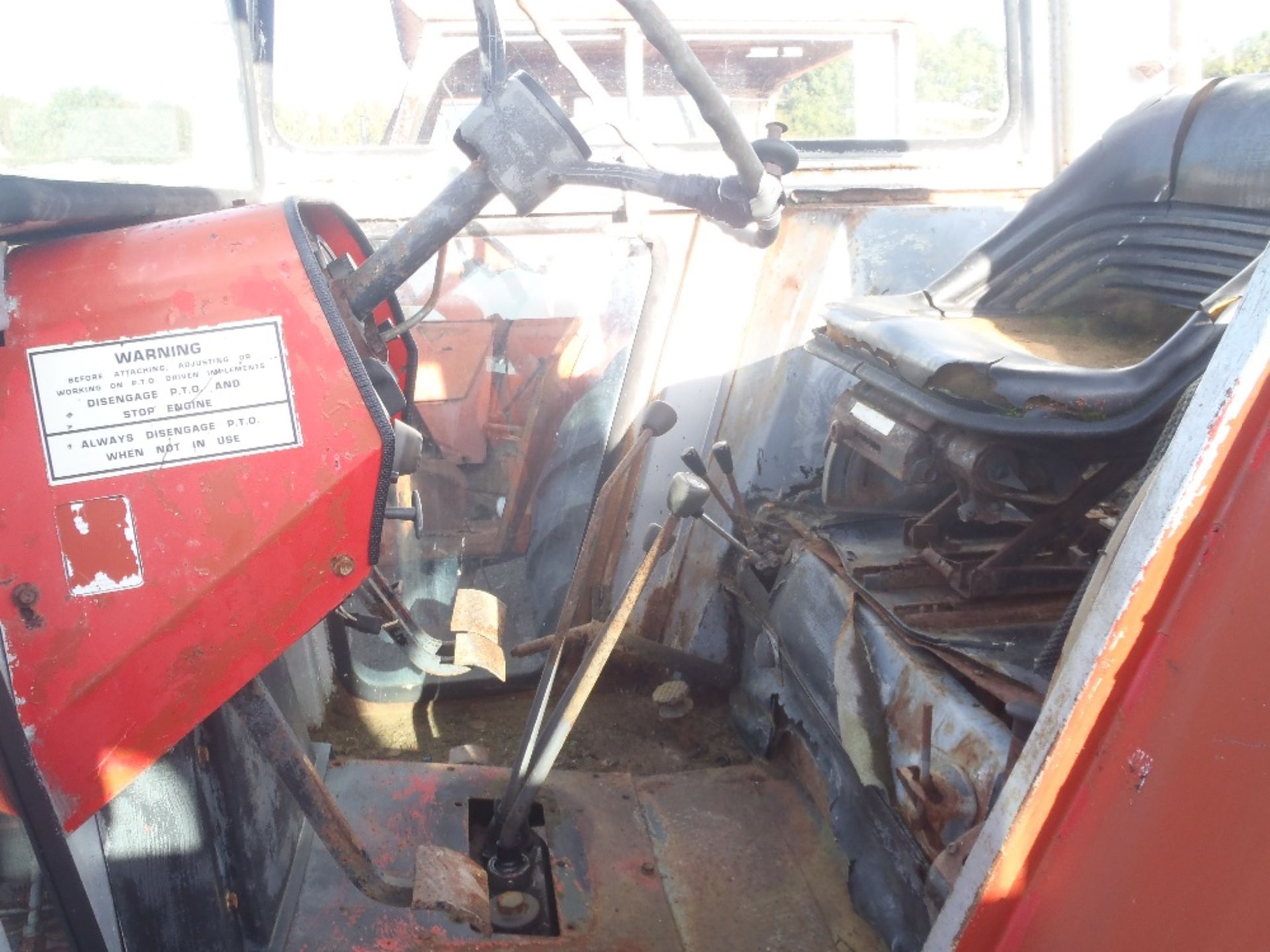 Massey Ferguson 575 Tractor. 3 Gear Stick Ser No 266709 - Image 7 of 7