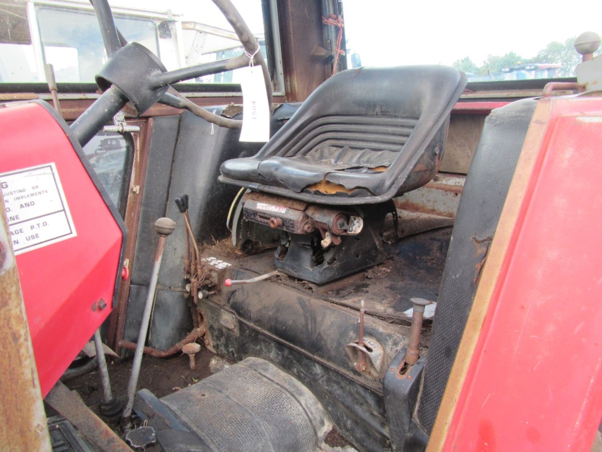 Massey Ferguson 565 Tractor - Image 3 of 7